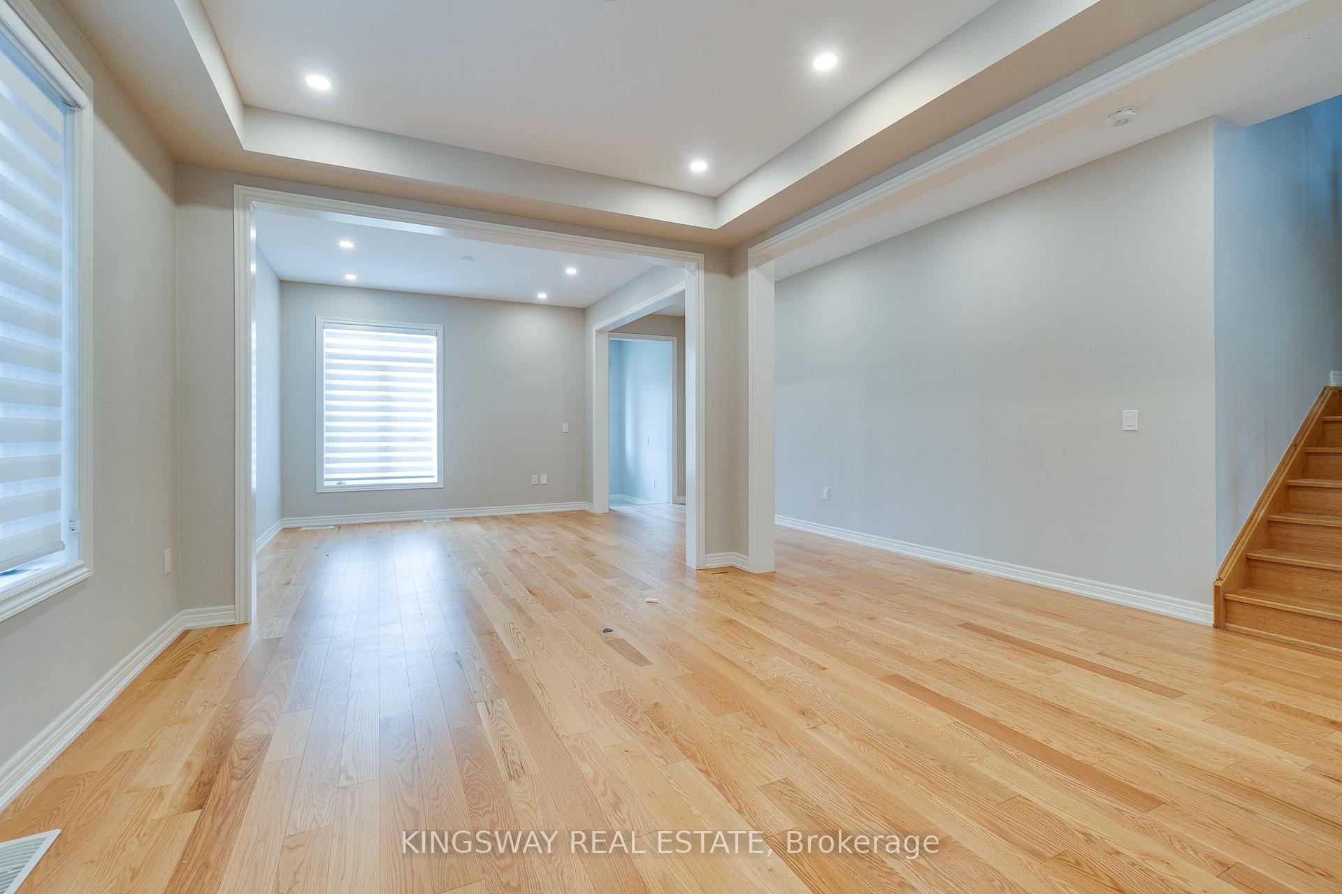 Photo 14 of 177 Whittington Drive, Hamilton, Meadowlands — HOMEH