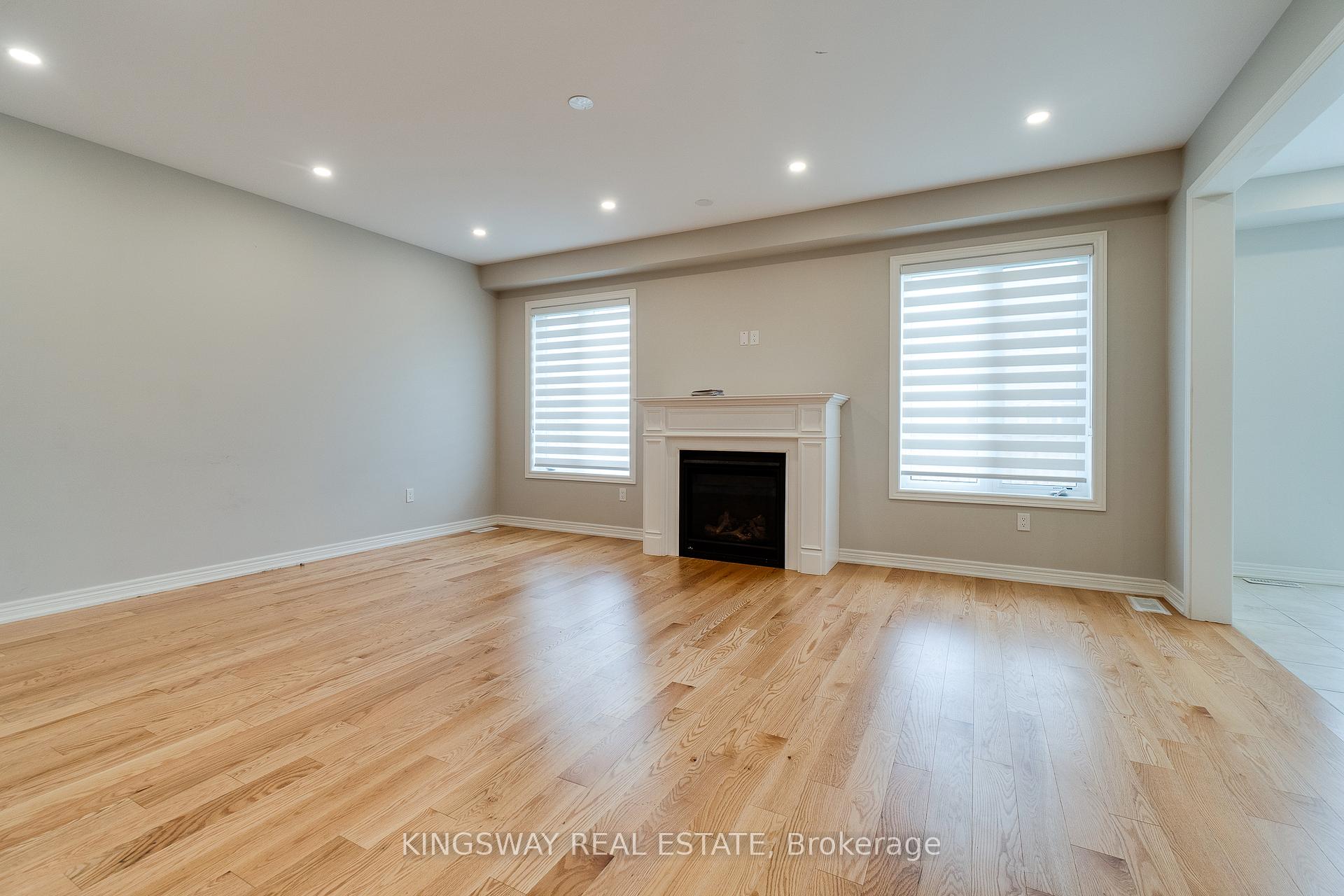 Photo 22 of 177 Whittington Drive, Hamilton, Meadowlands — HOMEH