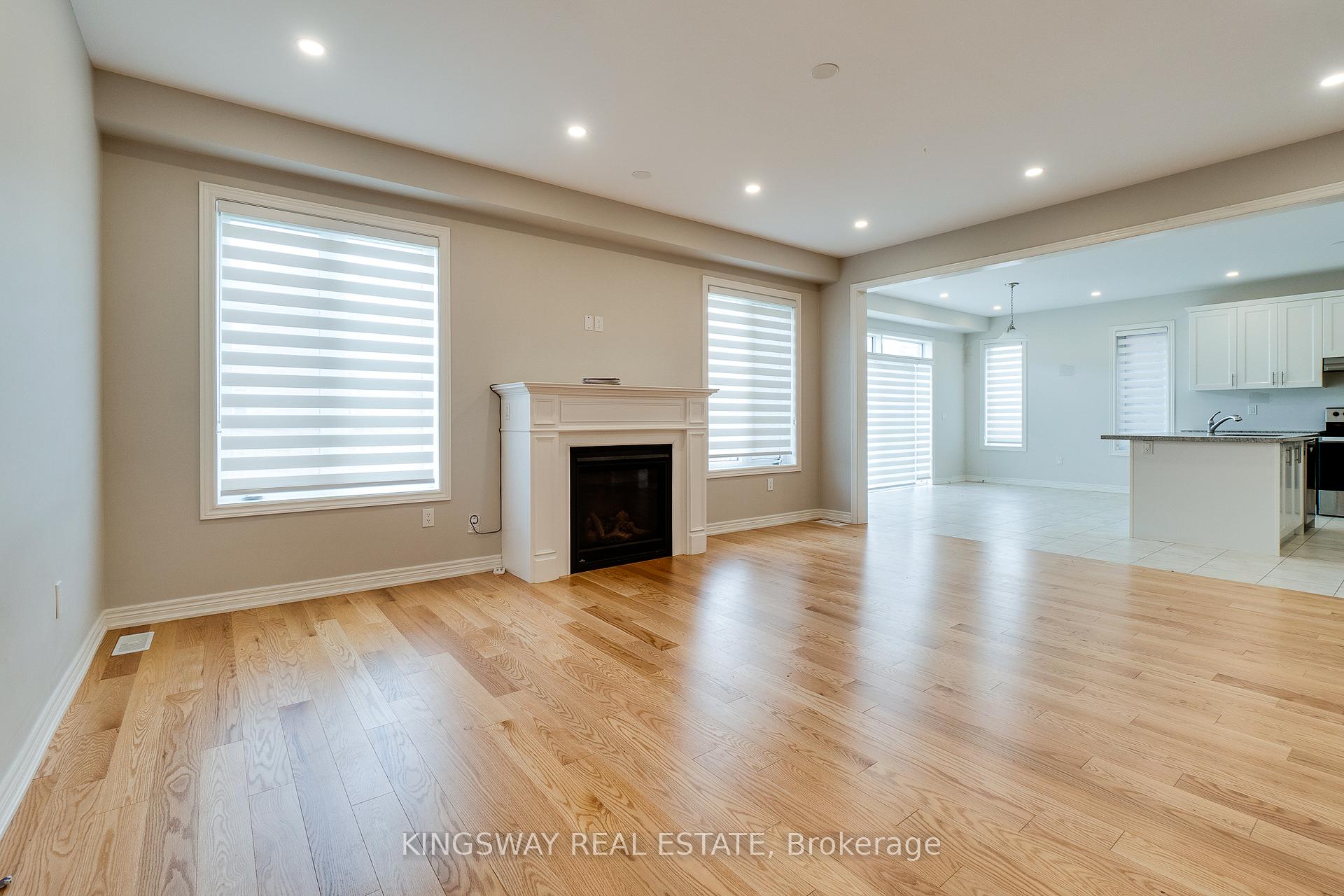 Photo 23 of 177 Whittington Drive, Hamilton, Meadowlands — HOMEH
