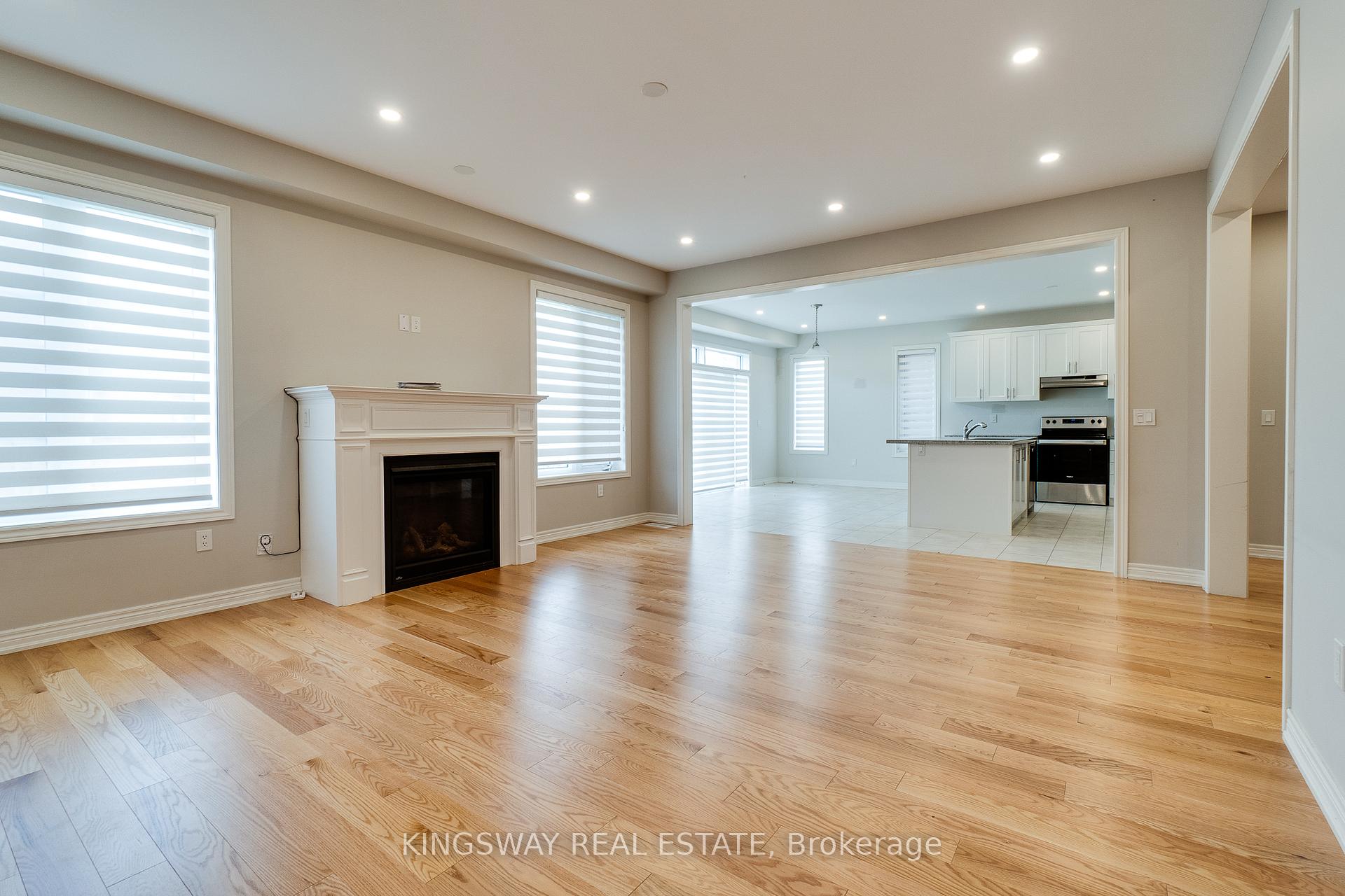 Photo 24 of 177 Whittington Drive, Hamilton, Meadowlands — HOMEH