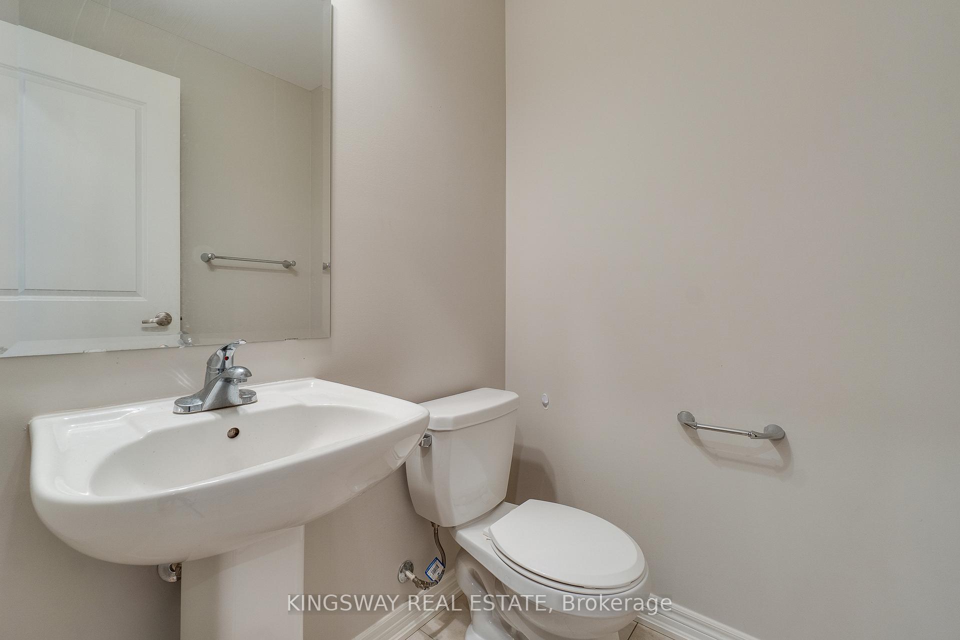Photo 35 of 177 Whittington Drive, Hamilton, Meadowlands — HOMEH