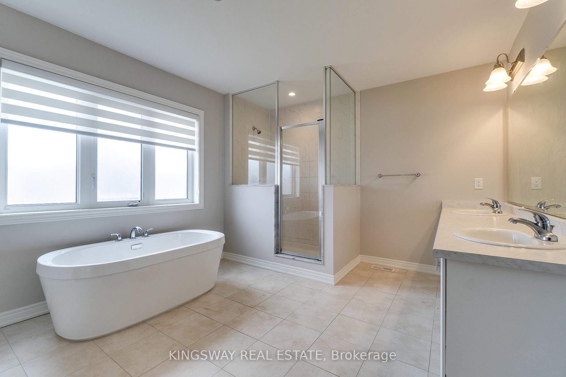 Photo 43 of 177 Whittington Drive, Hamilton, Meadowlands — HOMEH