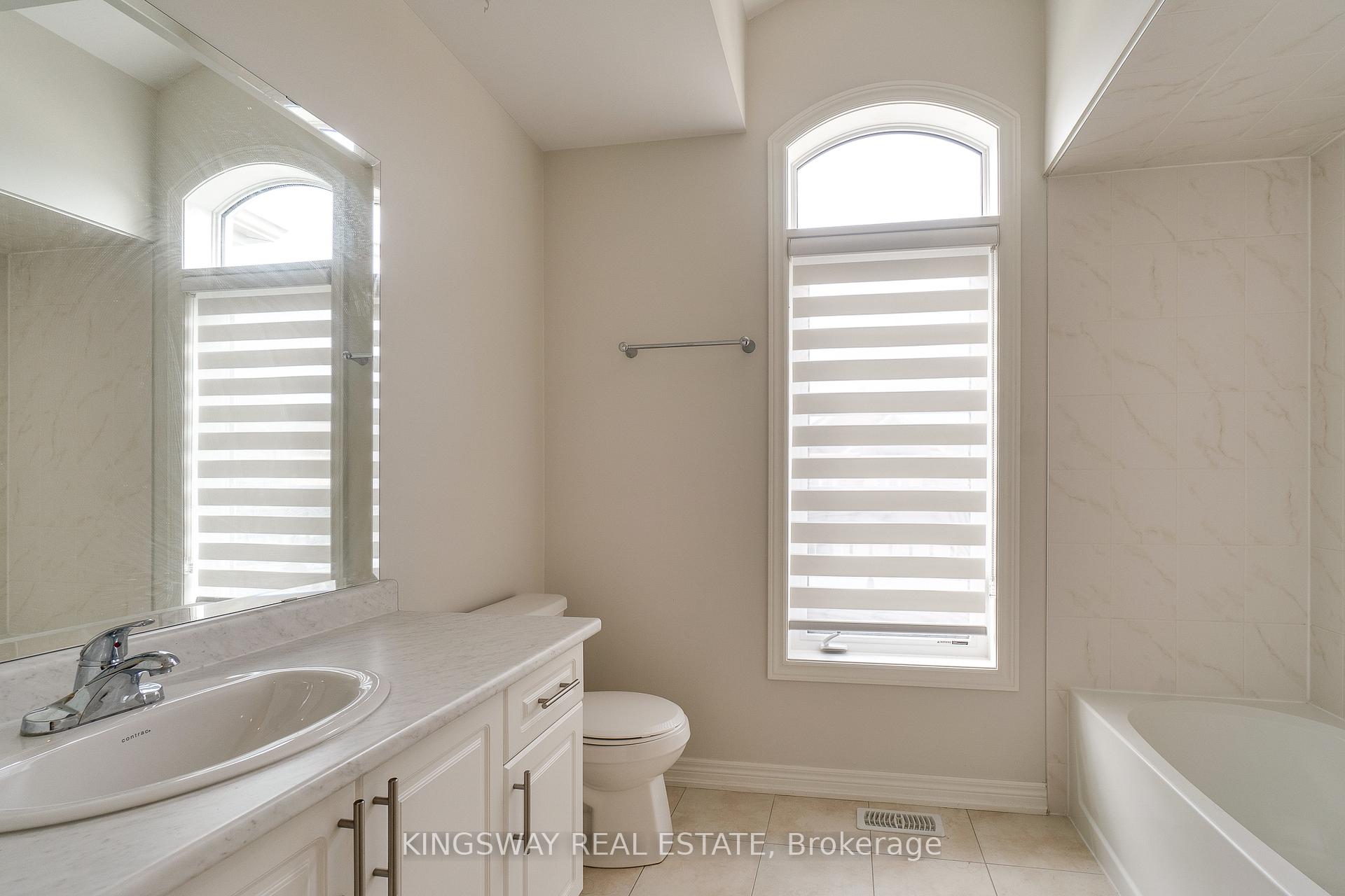 Photo 45 of 177 Whittington Drive, Hamilton, Meadowlands — HOMEH