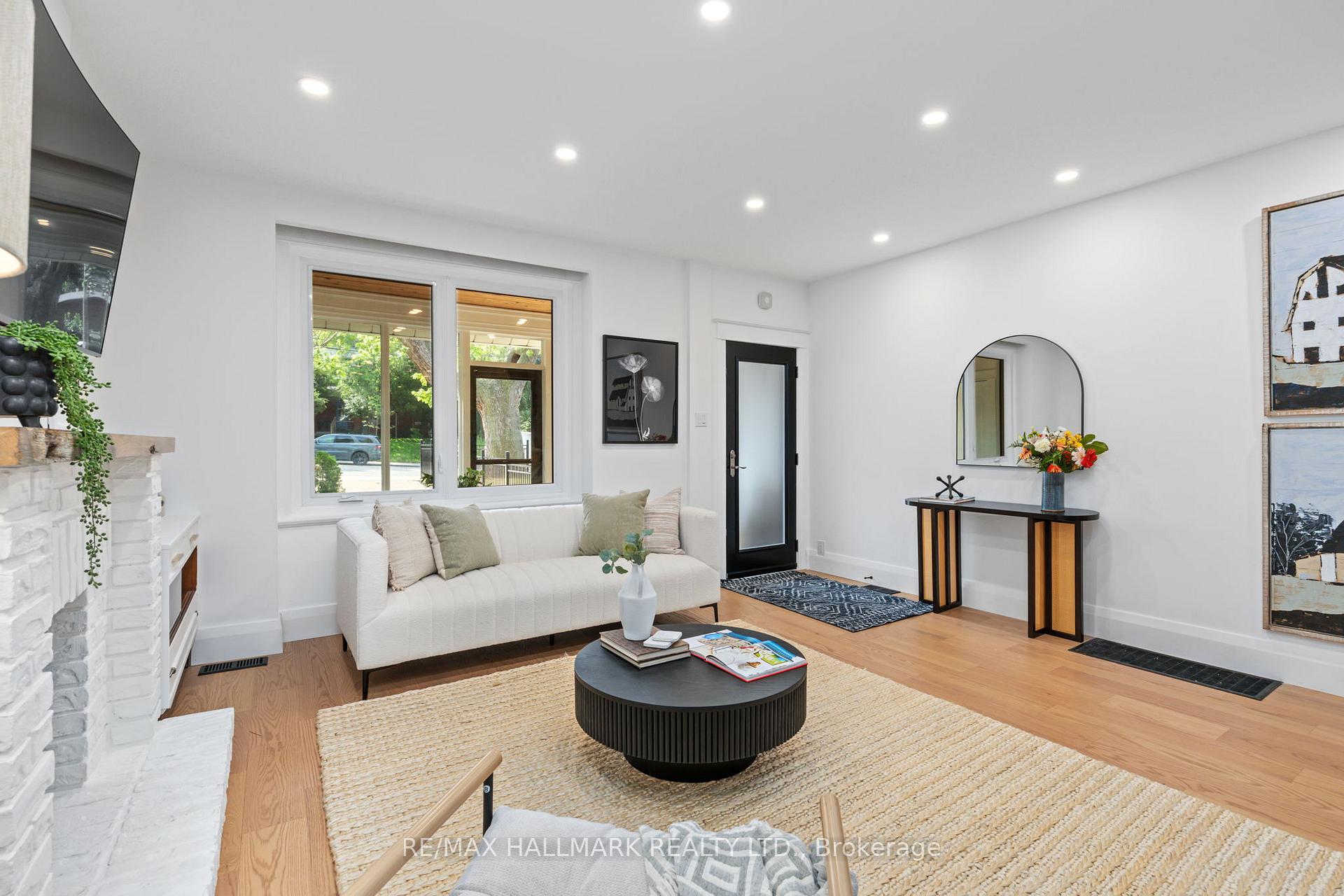 Photo 6 of 424 Kingston Road, Toronto, East End-Danforth — HOMEH