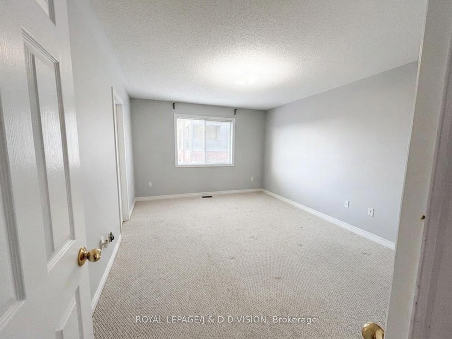 Photo 7 of 44 Touchette Drive, Barrie, Holly — HOMEH