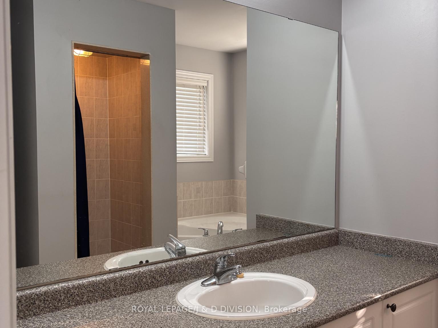 Photo 8 of 44 Touchette Drive, Barrie, Holly — HOMEH