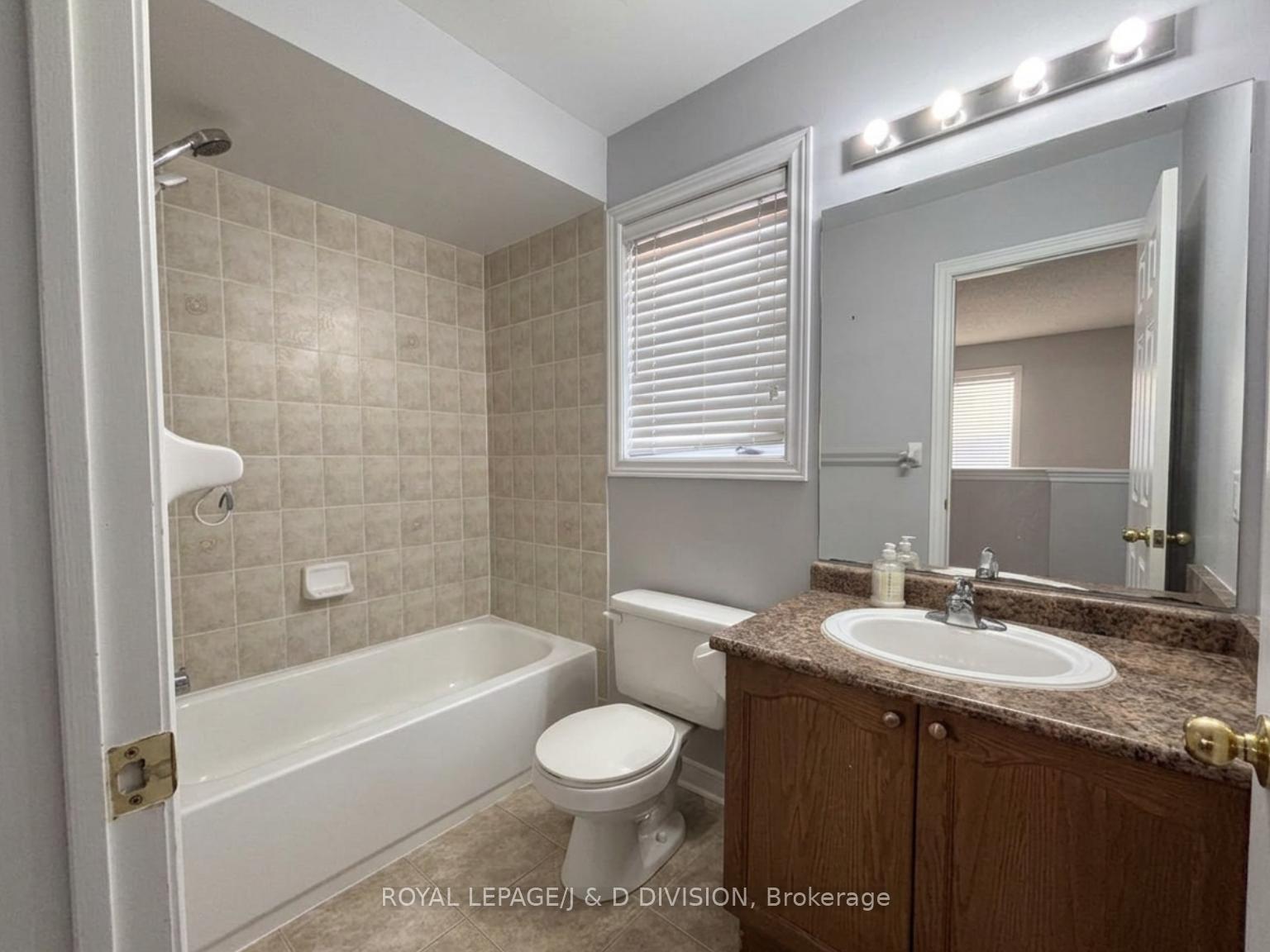 Photo 12 of 44 Touchette Drive, Barrie, Holly — HOMEH