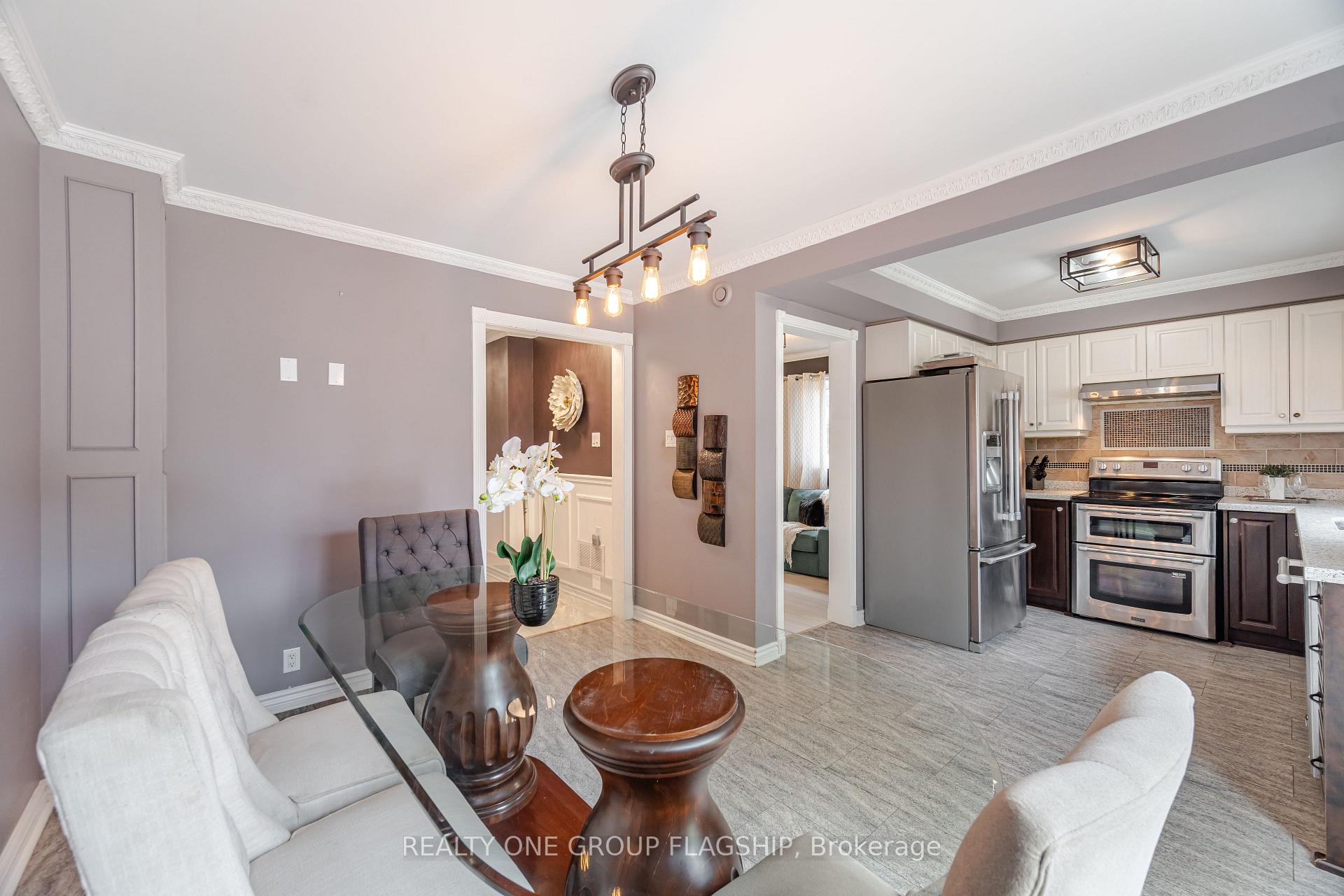 Photo 21 of 7267 Windbreak Court, Mississauga, Meadowvale — HOMEH