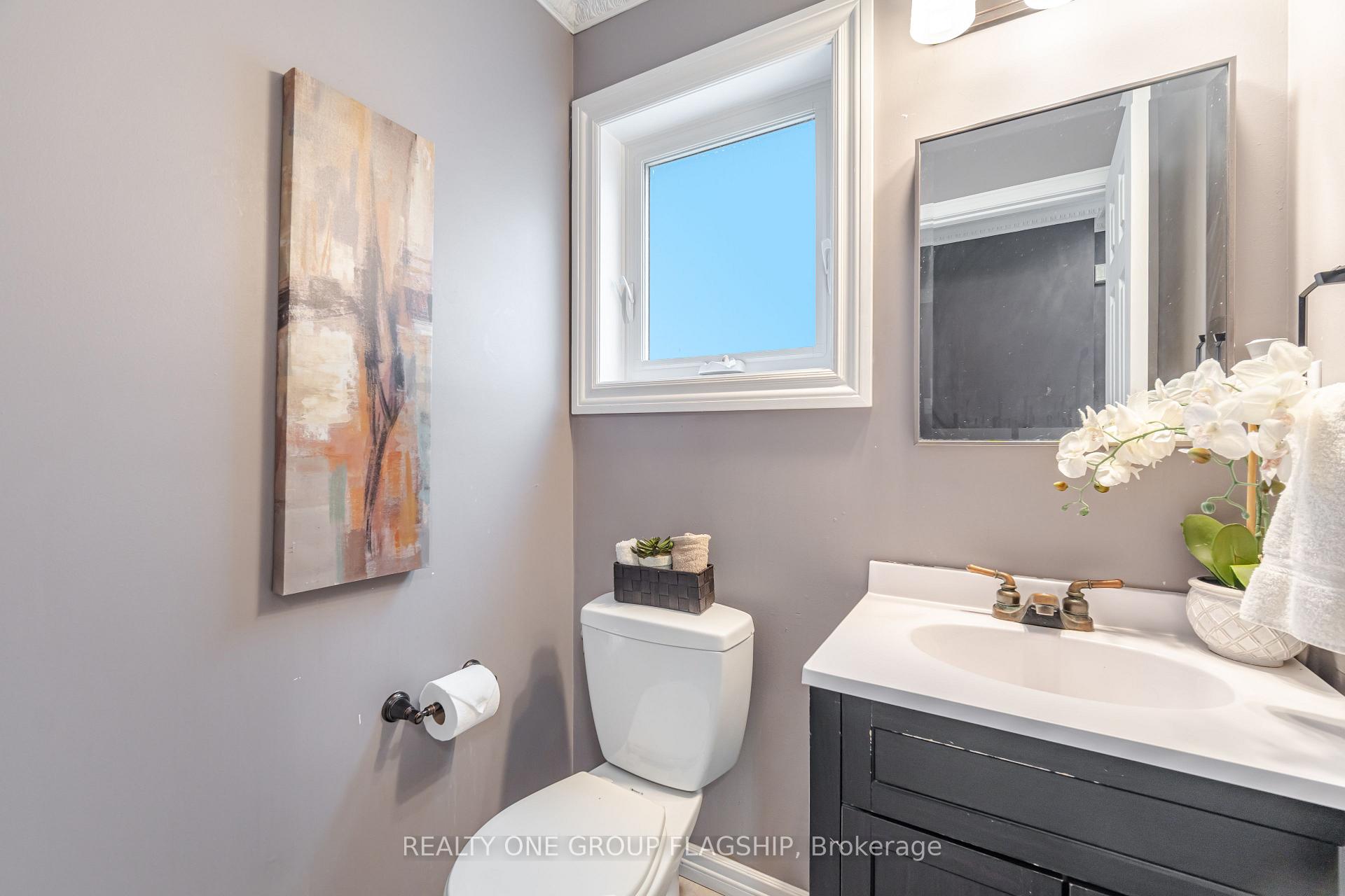 Photo 22 of 7267 Windbreak Court, Mississauga, Meadowvale — HOMEH