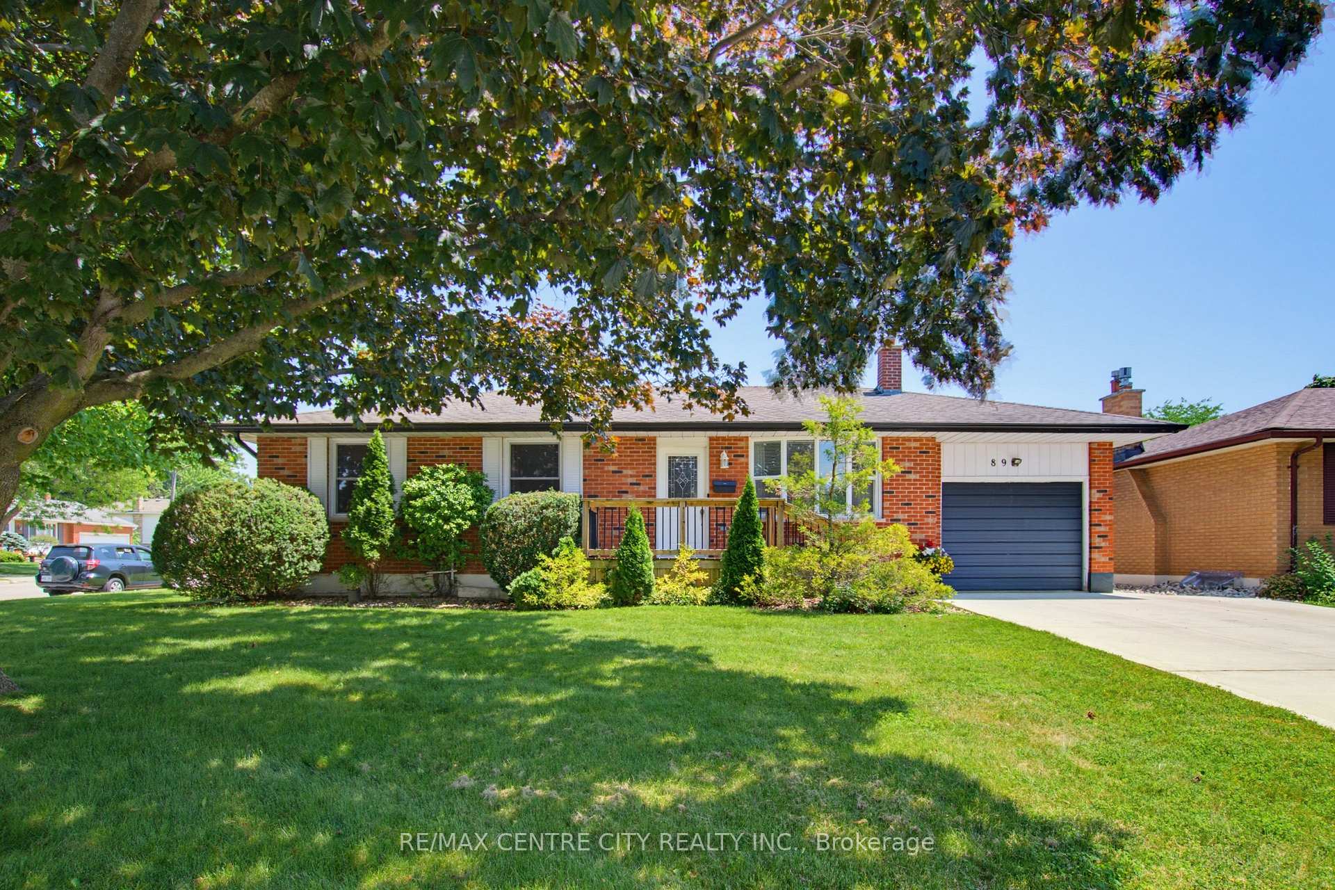 Photo 3 of 89 Butler Drive S, St. Thomas — HOMEH