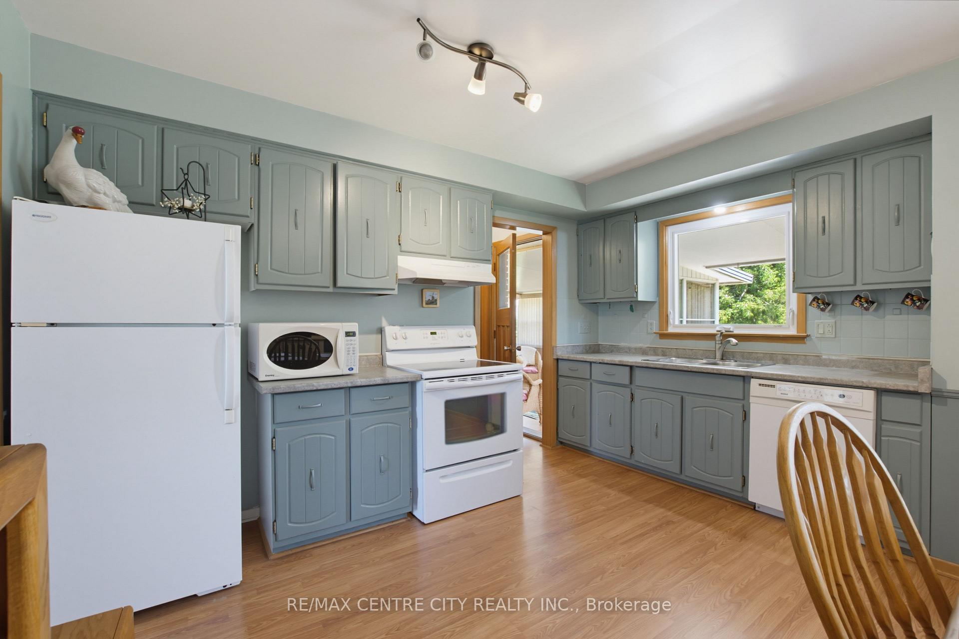 Photo 13 of 89 Butler Drive S, St. Thomas — HOMEH