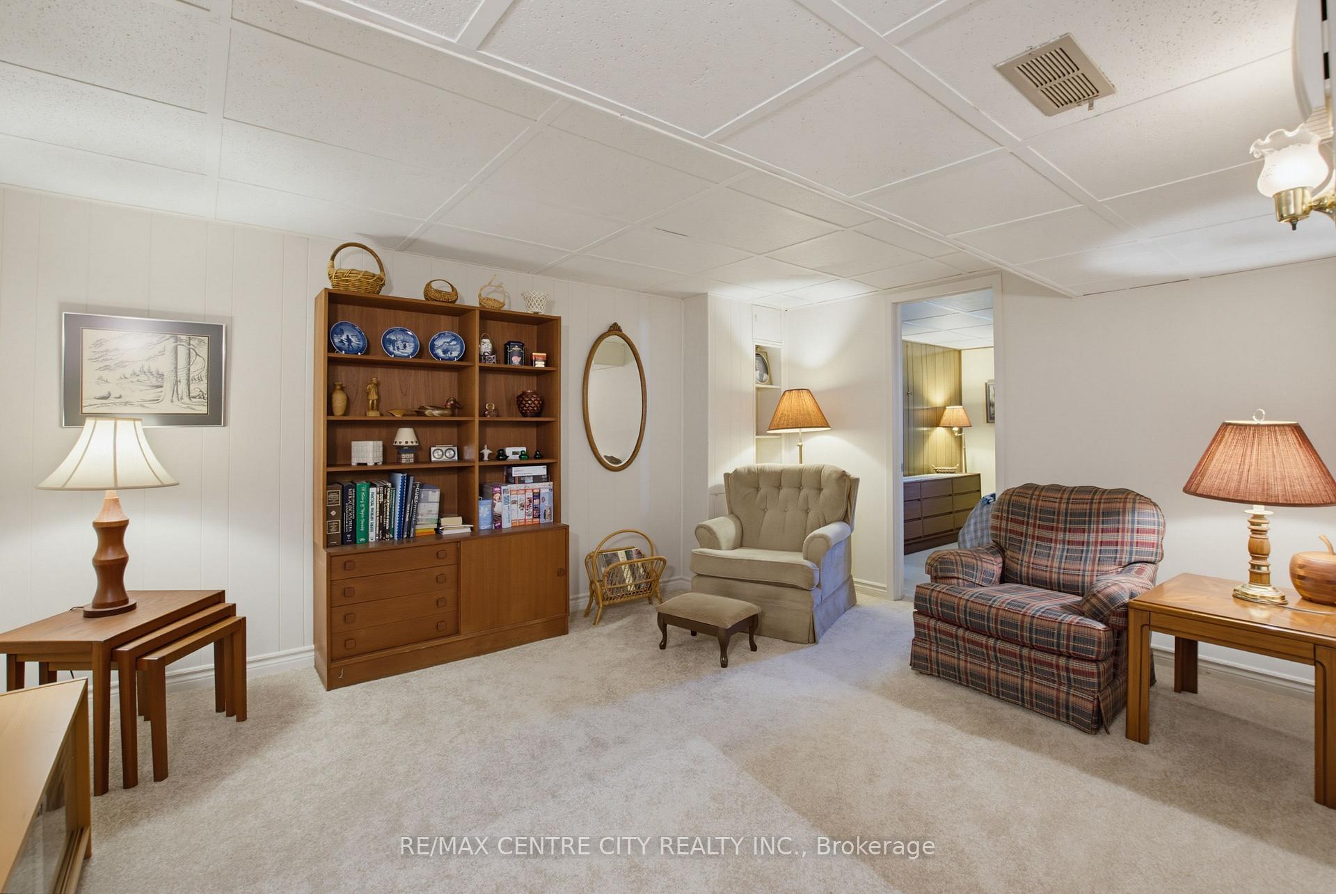 Photo 29 of 89 Butler Drive S, St. Thomas — HOMEH