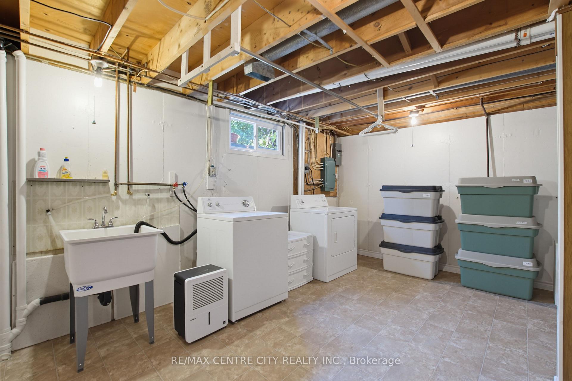 Photo 36 of 89 Butler Drive S, St. Thomas — HOMEH