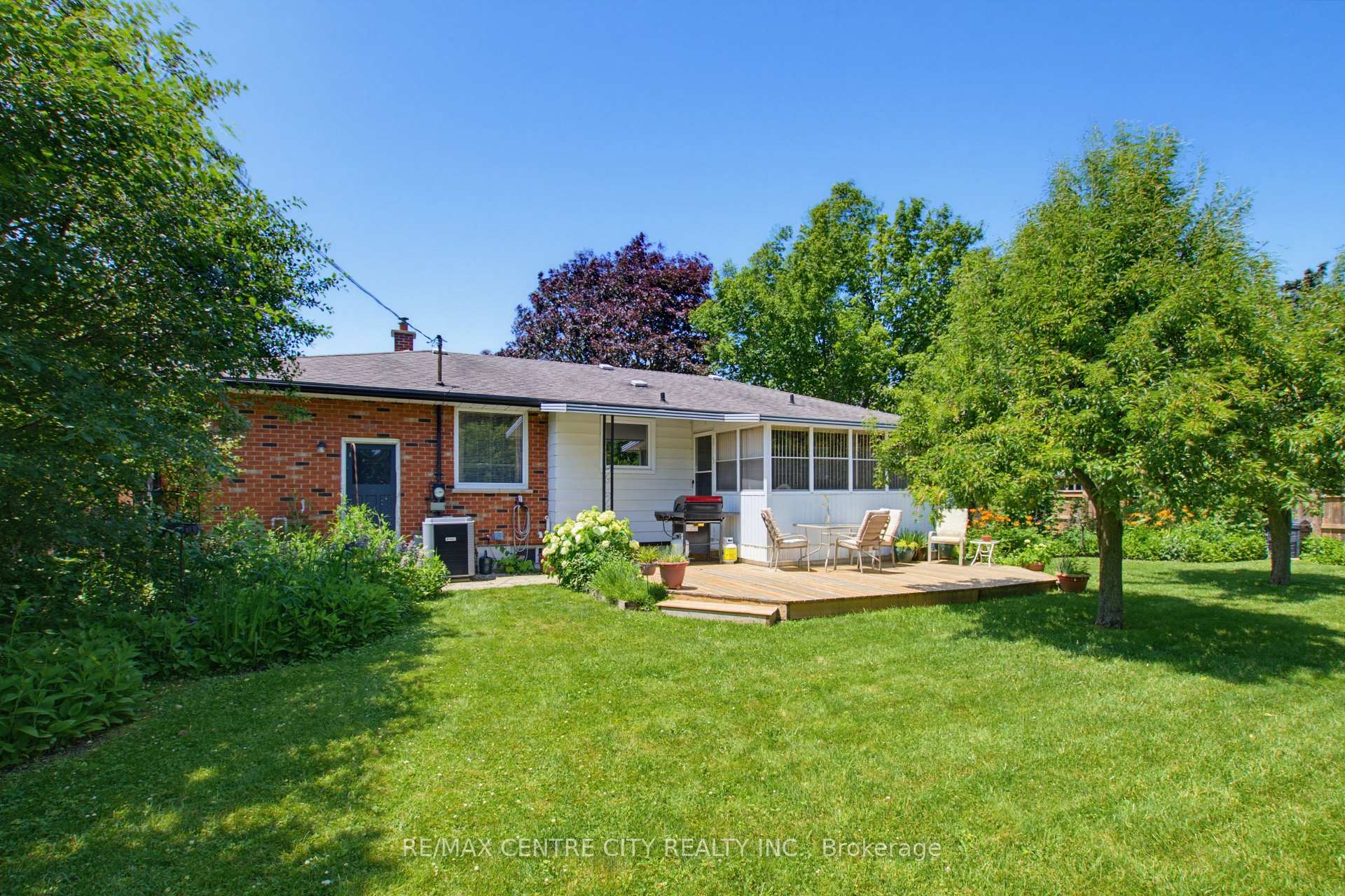 Photo 39 of 89 Butler Drive S, St. Thomas — HOMEH