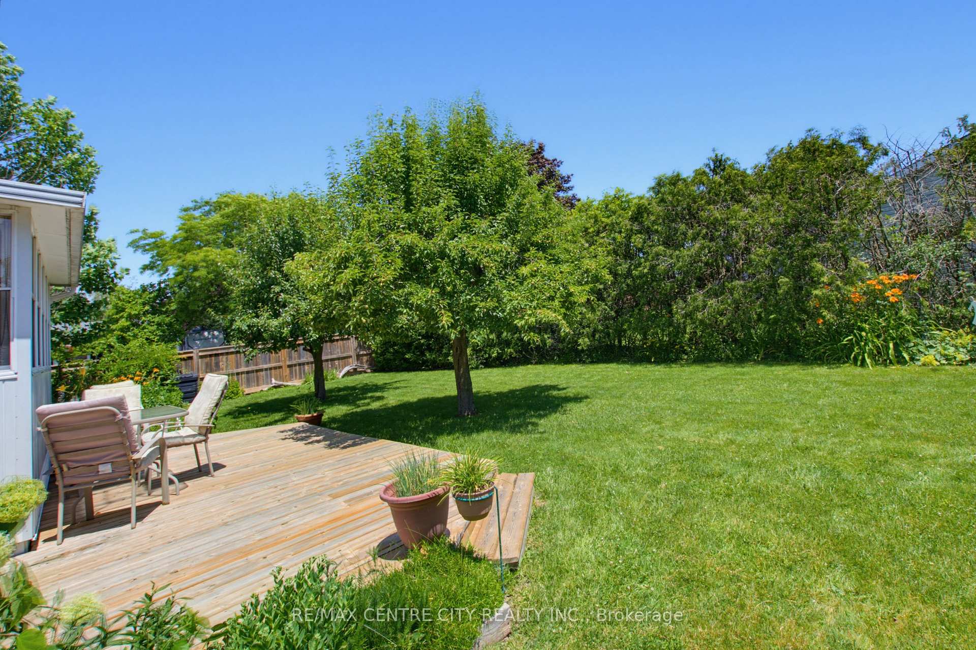 Photo 44 of 89 Butler Drive S, St. Thomas — HOMEH
