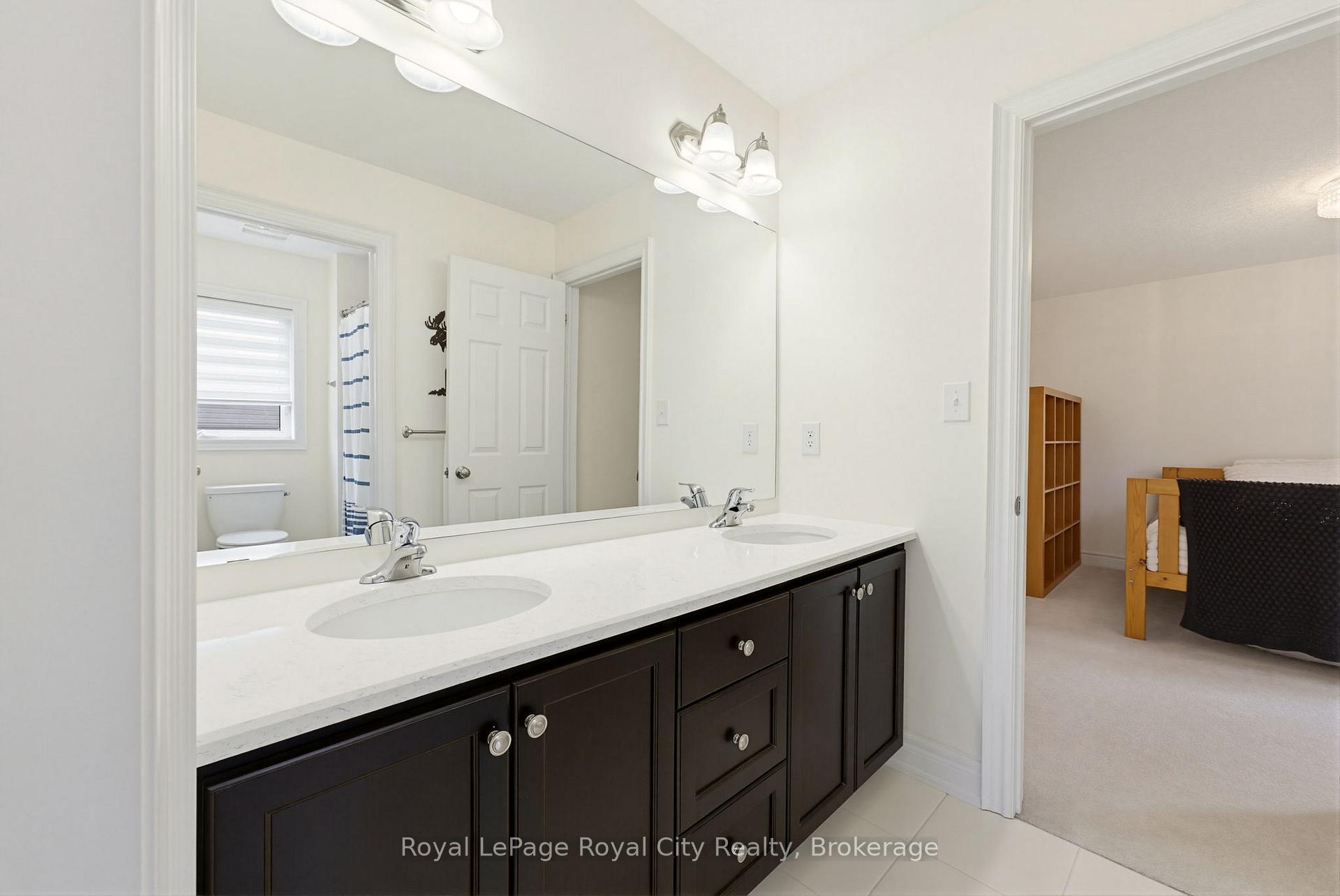 Photo 21 of 31 Wetland Way, Kitchener, Doon South — HOMEH