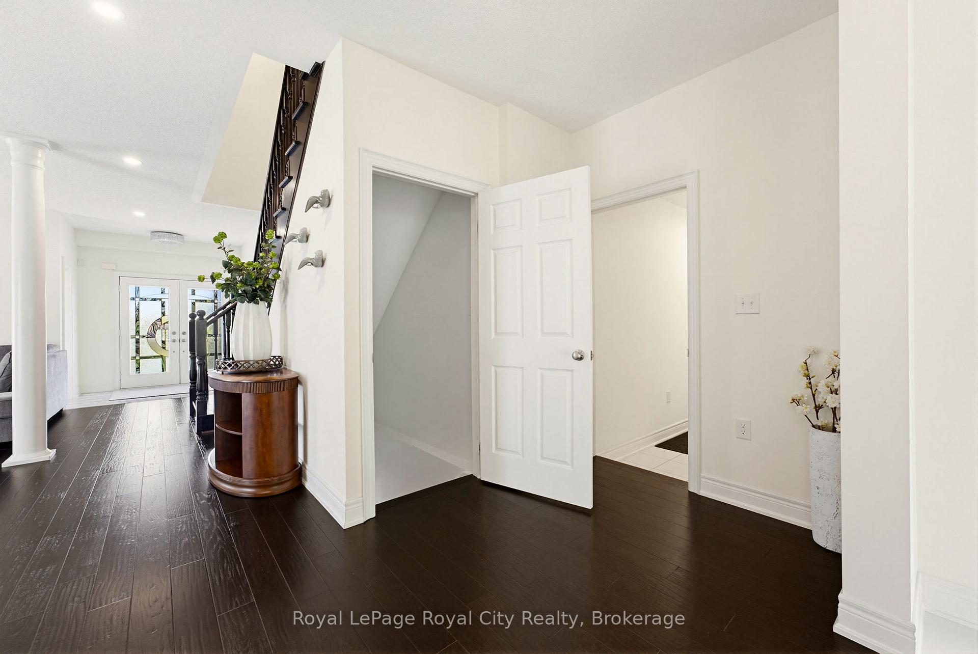 Photo 25 of 31 Wetland Way, Kitchener, Doon South — HOMEH