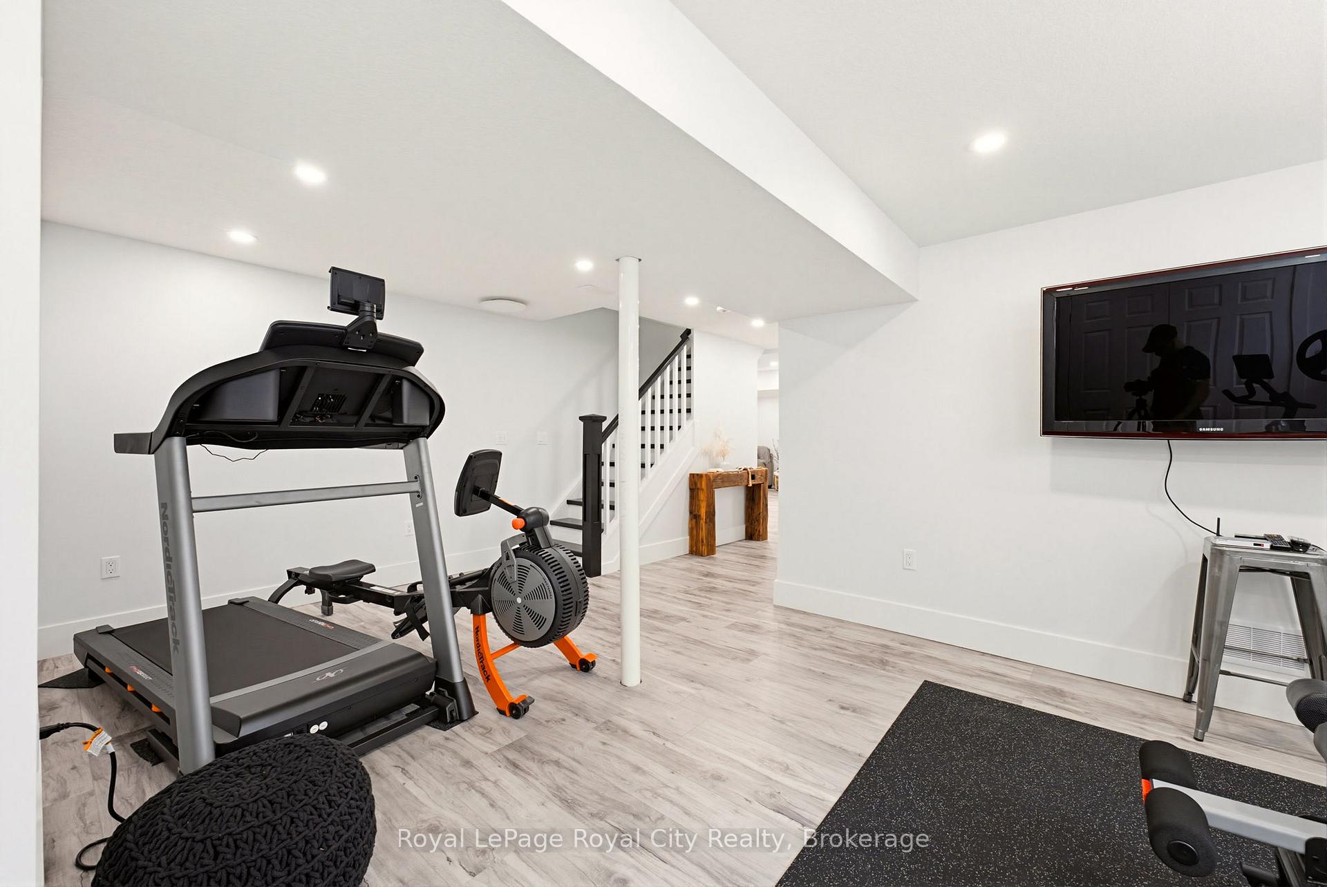 Photo 26 of 31 Wetland Way, Kitchener, Doon South — HOMEH