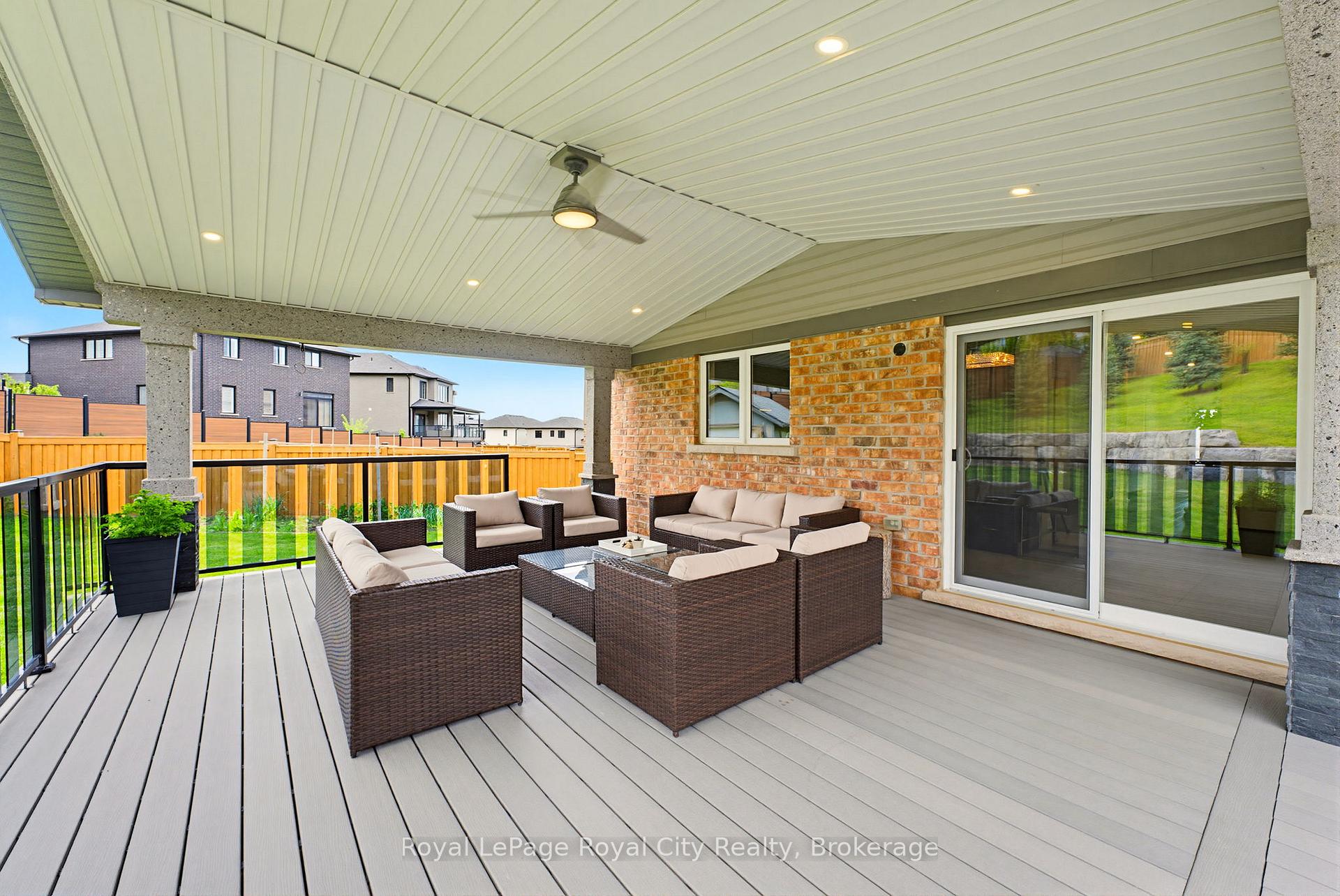 Photo 32 of 31 Wetland Way, Kitchener, Doon South — HOMEH