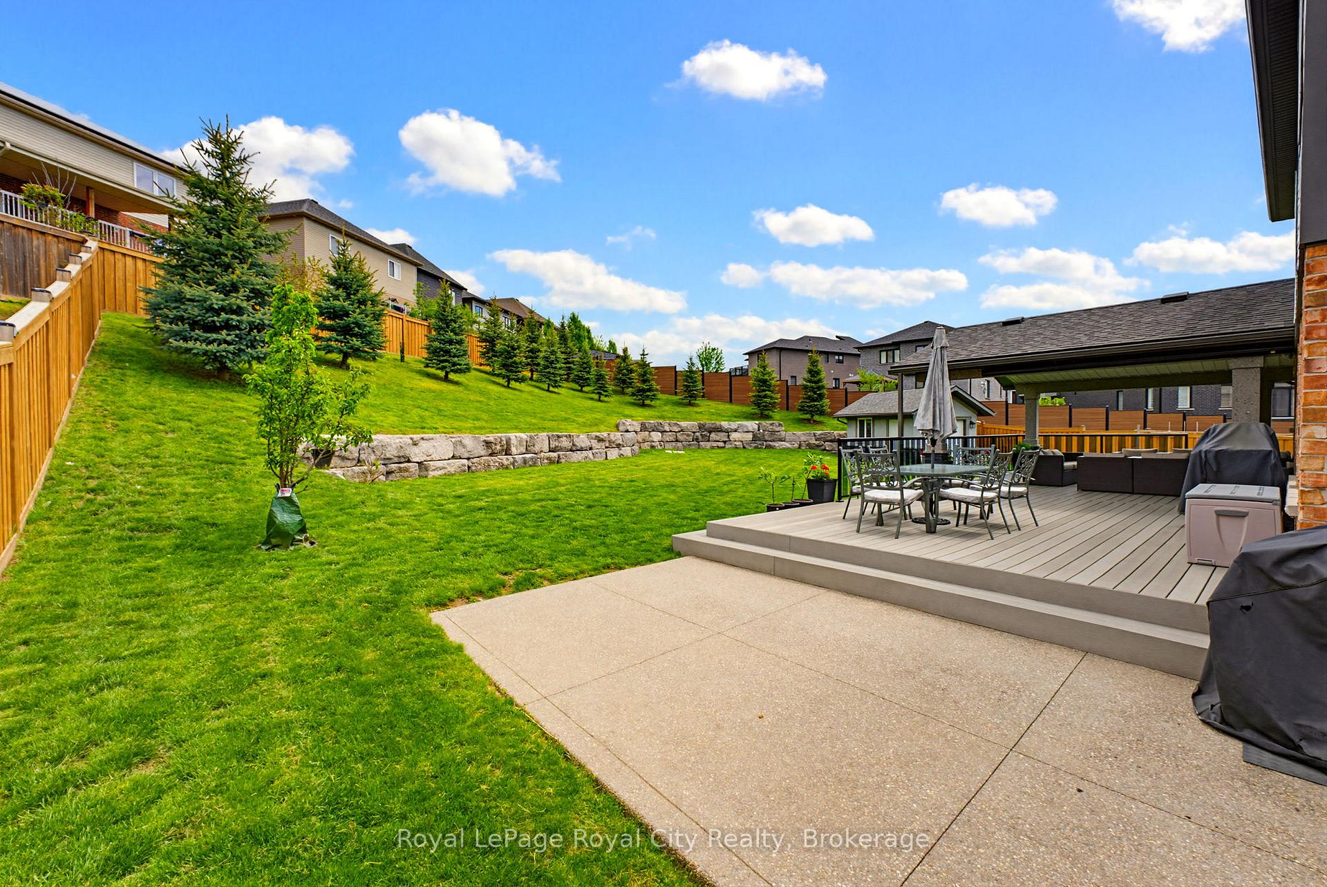 Photo 33 of 31 Wetland Way, Kitchener, Doon South — HOMEH