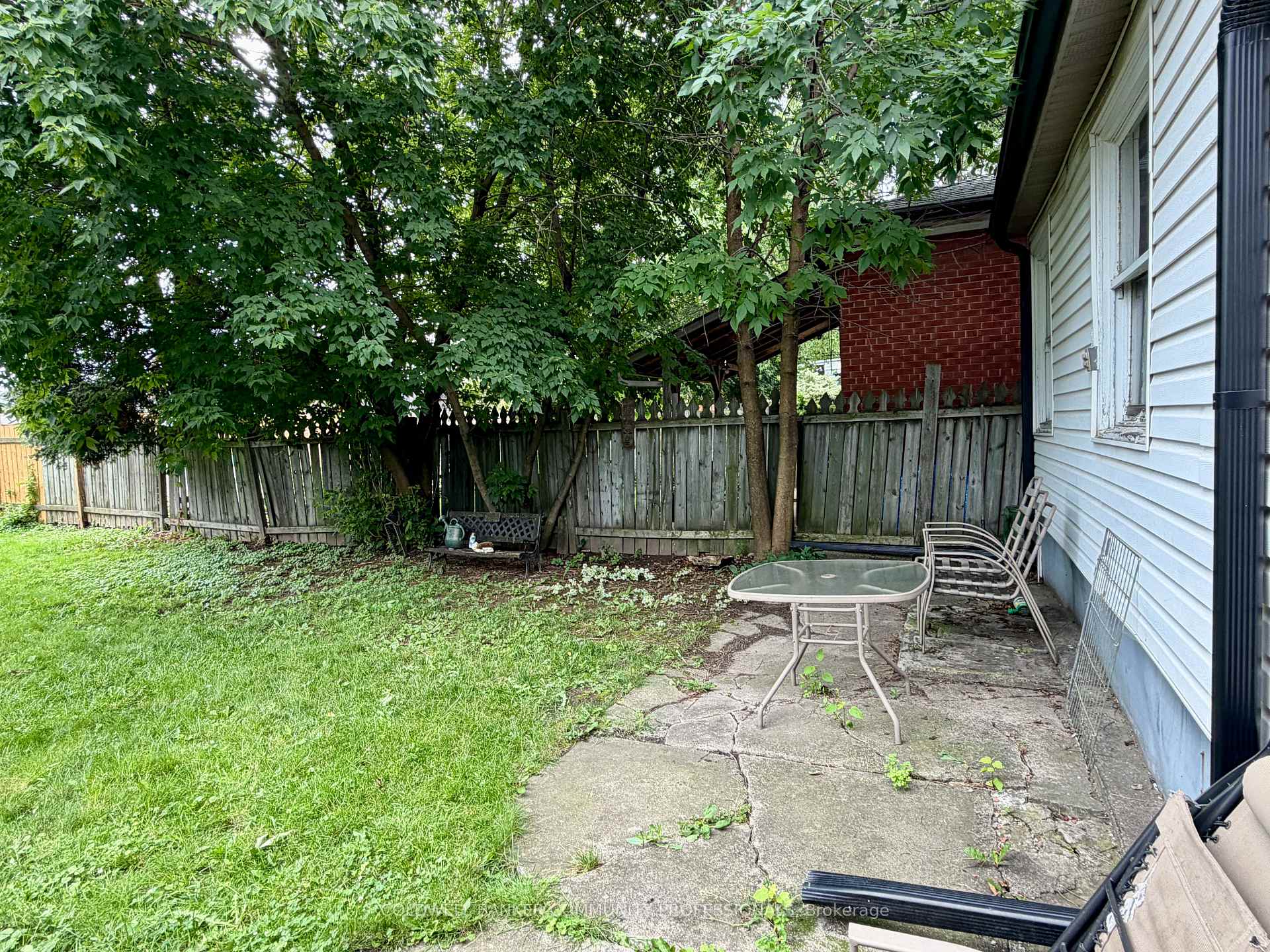 Photo 19 of 256 Fairfield Avenue, Hamilton, Homeside — HOMEH