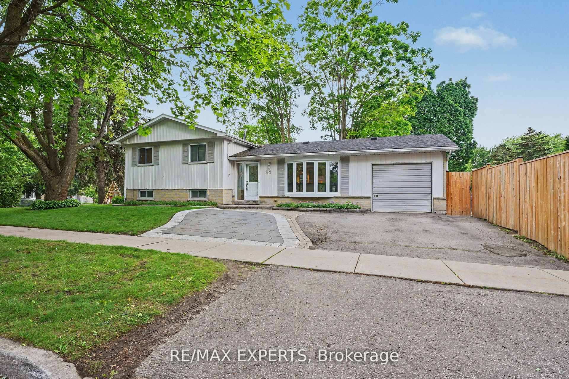 Photo 40 of 32 Oak Court, Aurora, Aurora Village — HOMEH