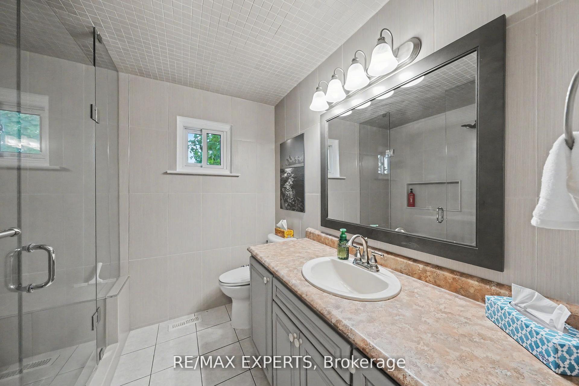 Photo 21 of 32 Oak Court, Aurora, Aurora Village — HOMEH