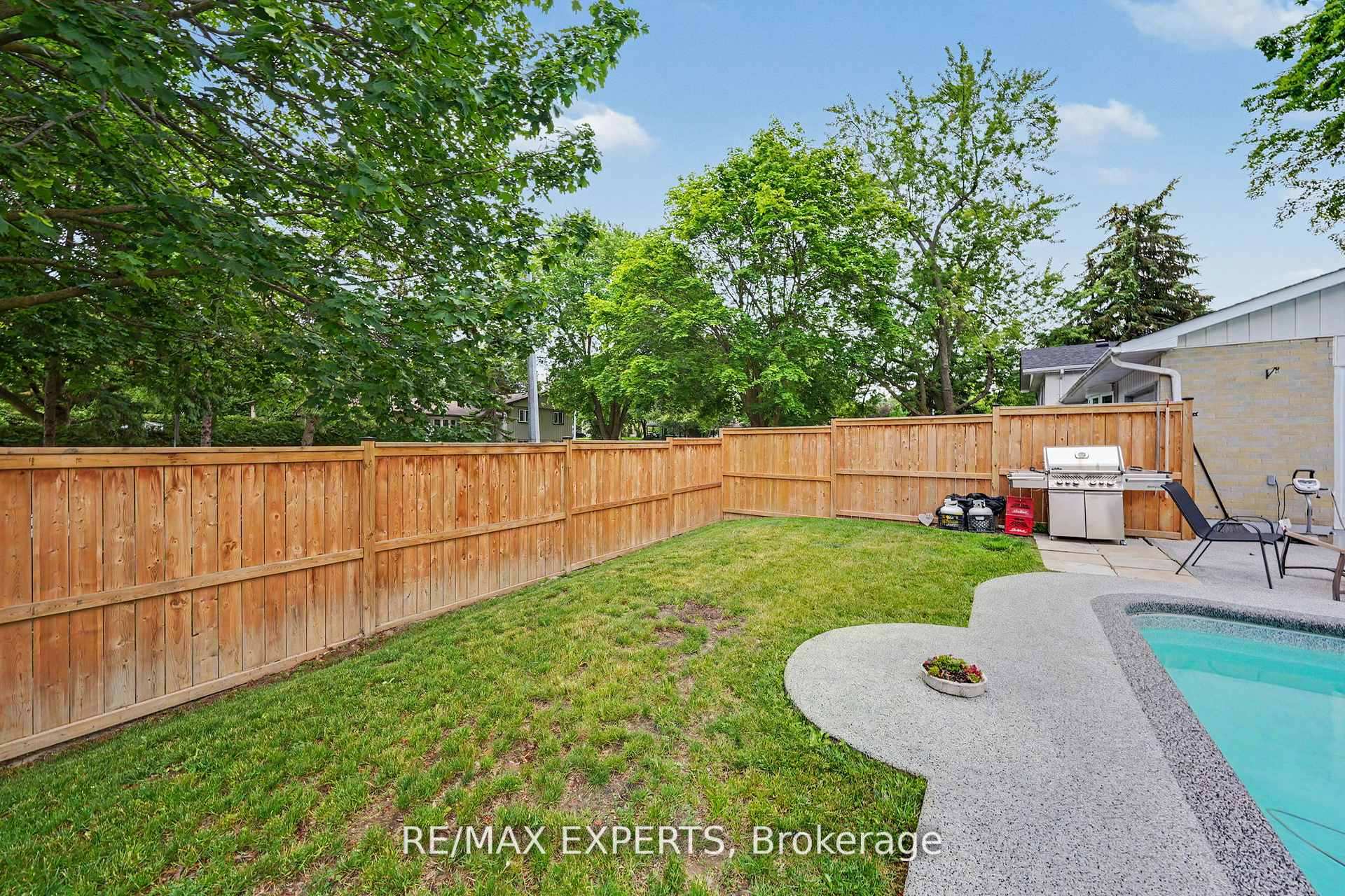 Photo 32 of 32 Oak Court, Aurora, Aurora Village — HOMEH