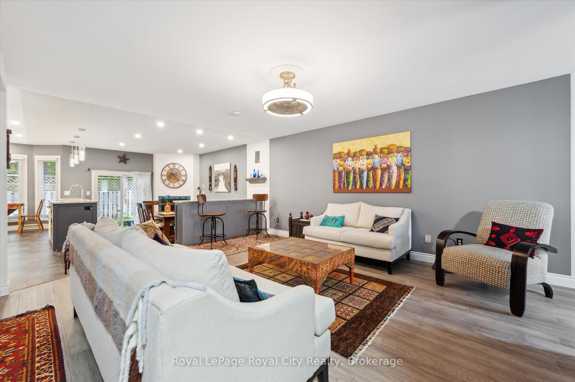 Photo 13 of 21 Marilyn Drive, Guelph, Riverside Park — HOMEH