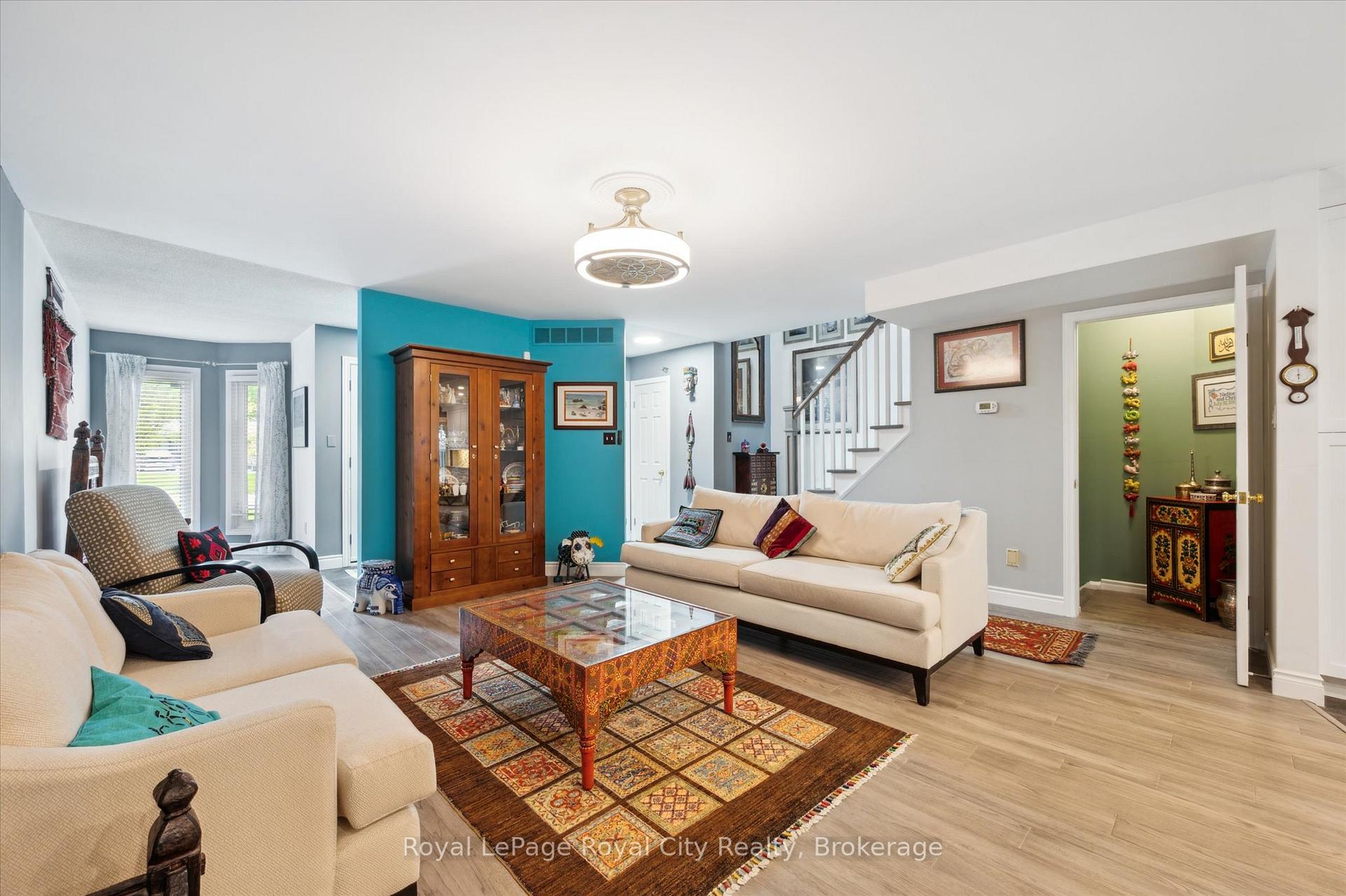 Photo 15 of 21 Marilyn Drive, Guelph, Riverside Park — HOMEH