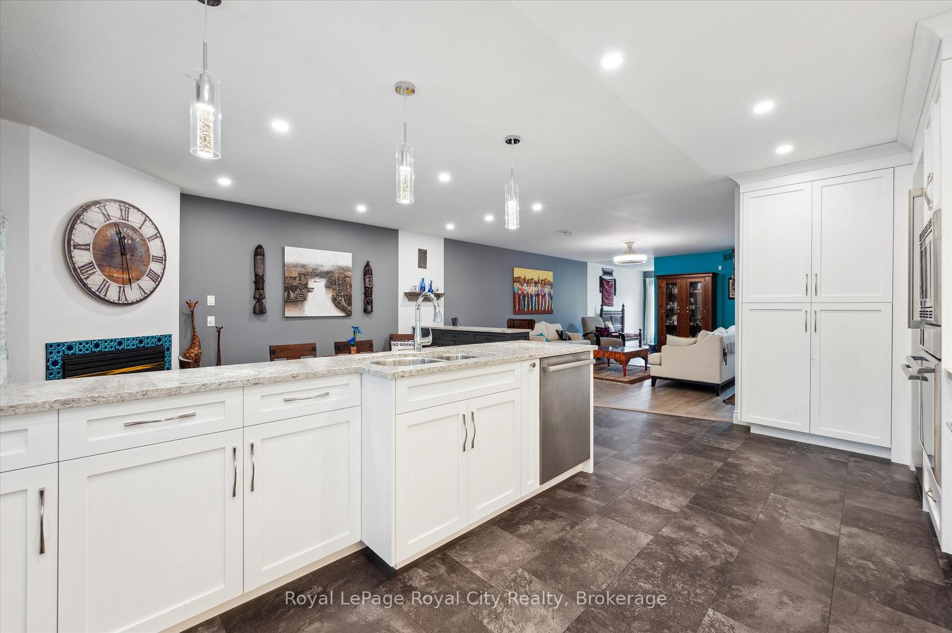 Photo 23 of 21 Marilyn Drive, Guelph, Riverside Park — HOMEH