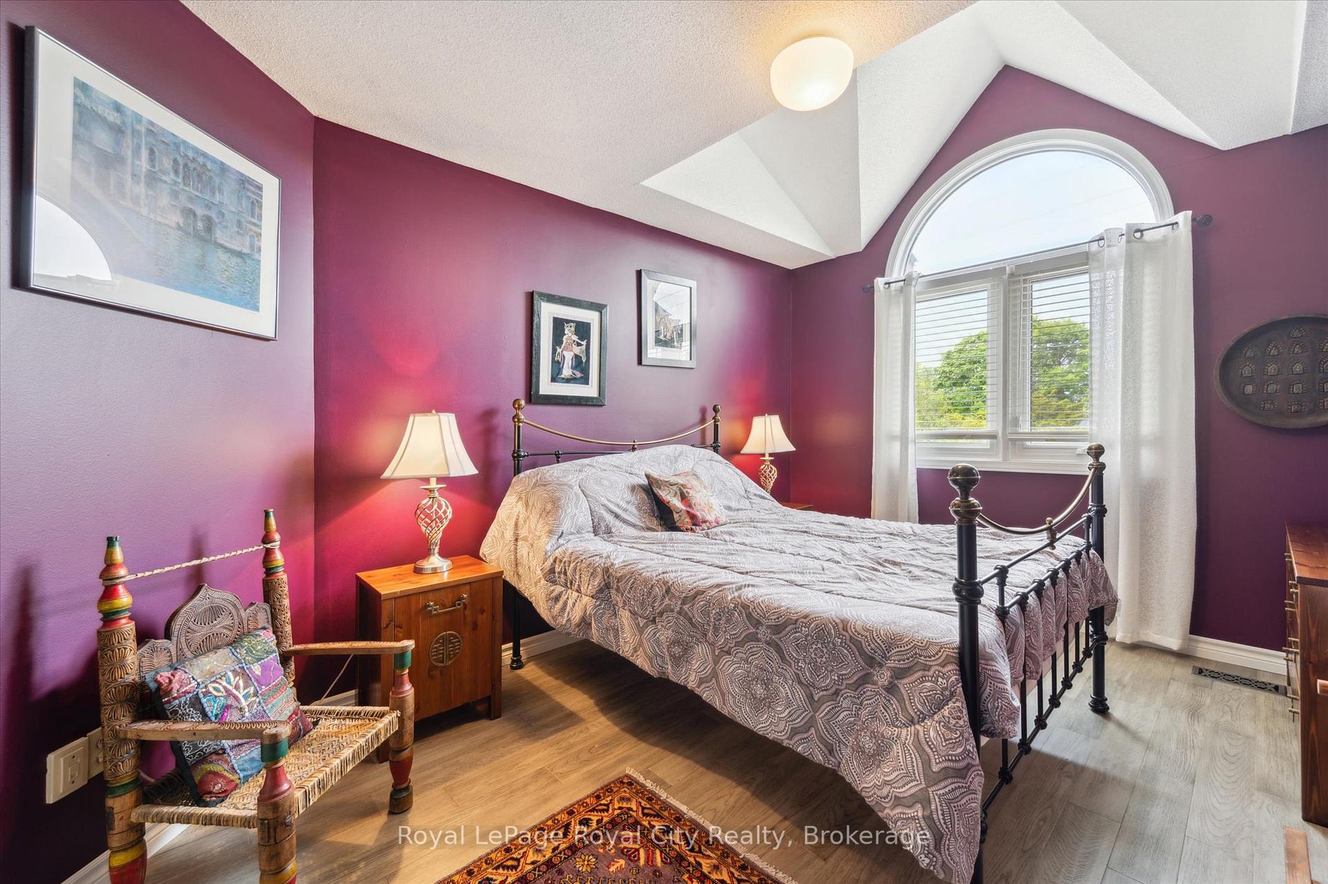 Photo 27 of 21 Marilyn Drive, Guelph, Riverside Park — HOMEH