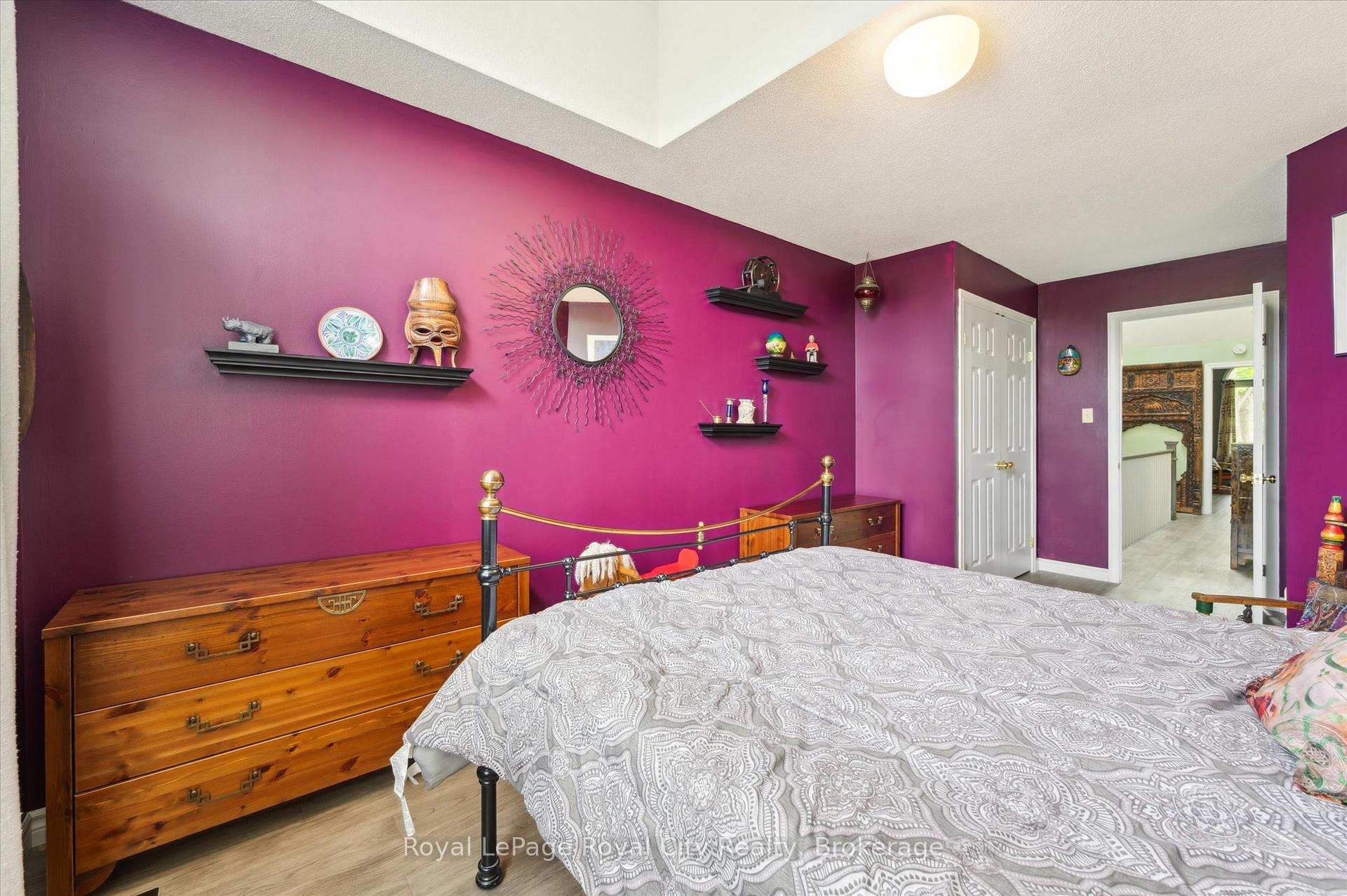 Photo 28 of 21 Marilyn Drive, Guelph, Riverside Park — HOMEH