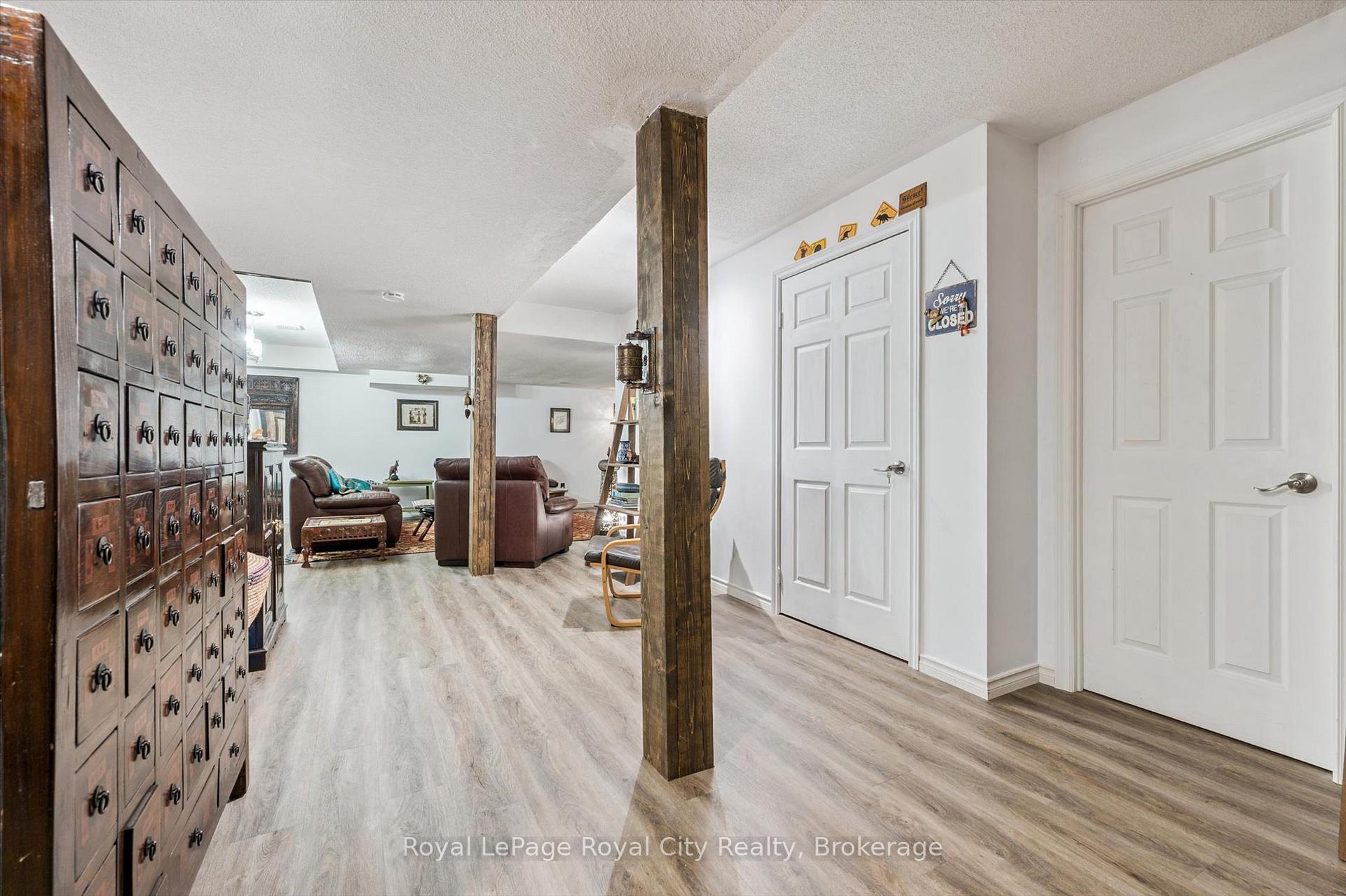 Photo 45 of 21 Marilyn Drive, Guelph, Riverside Park — HOMEH