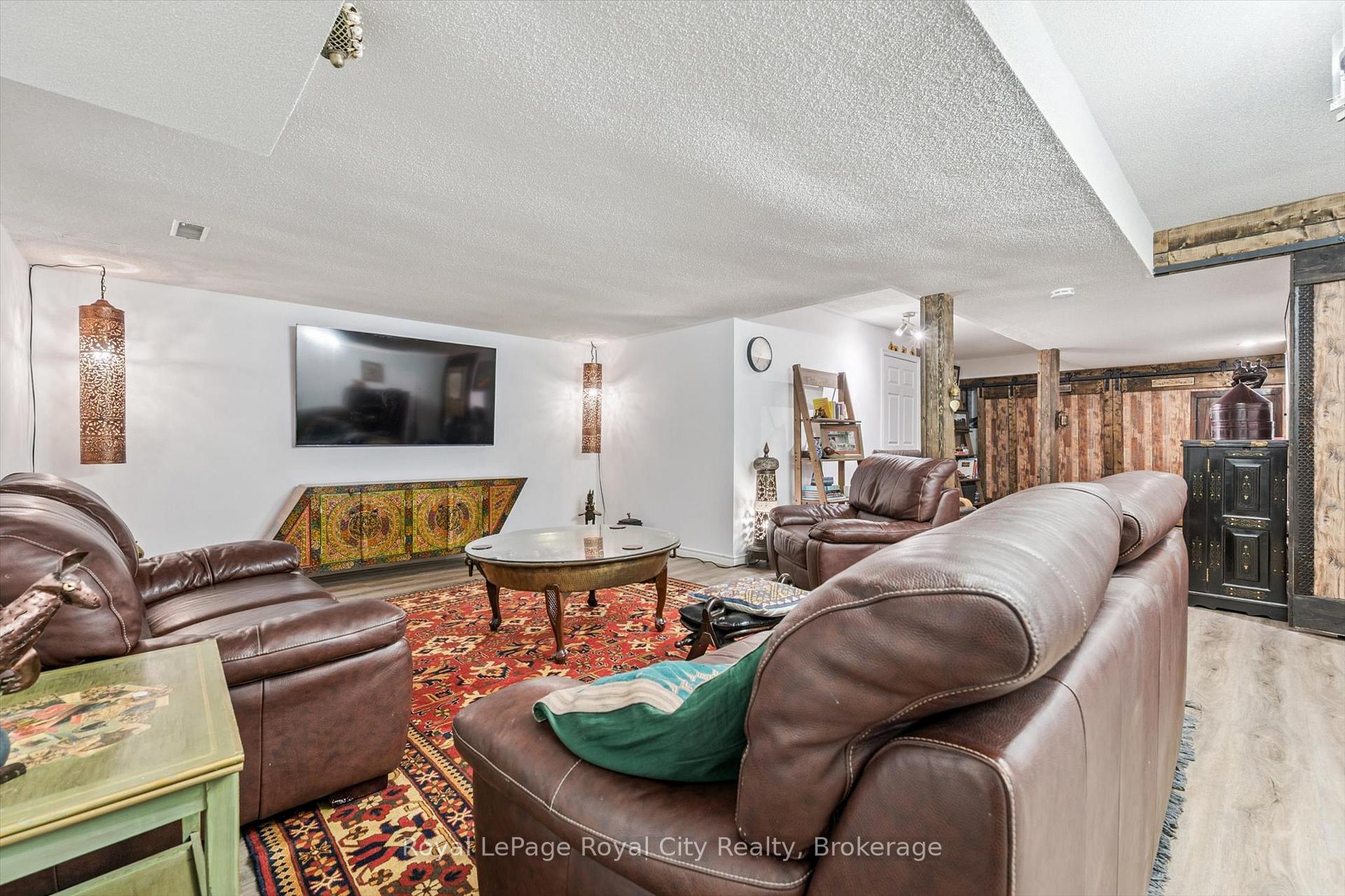 Photo 49 of 21 Marilyn Drive, Guelph, Riverside Park — HOMEH