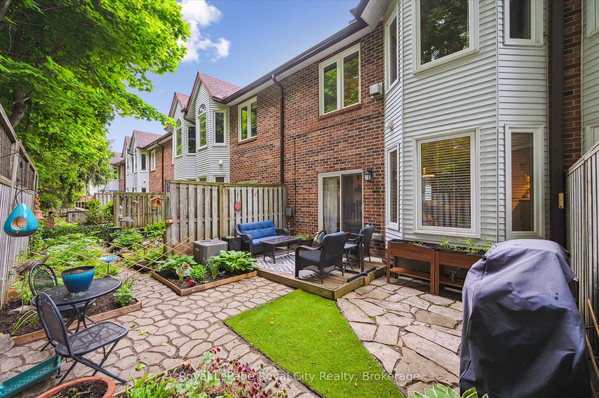 Photo 57 of 21 Marilyn Drive, Guelph, Riverside Park — HOMEH