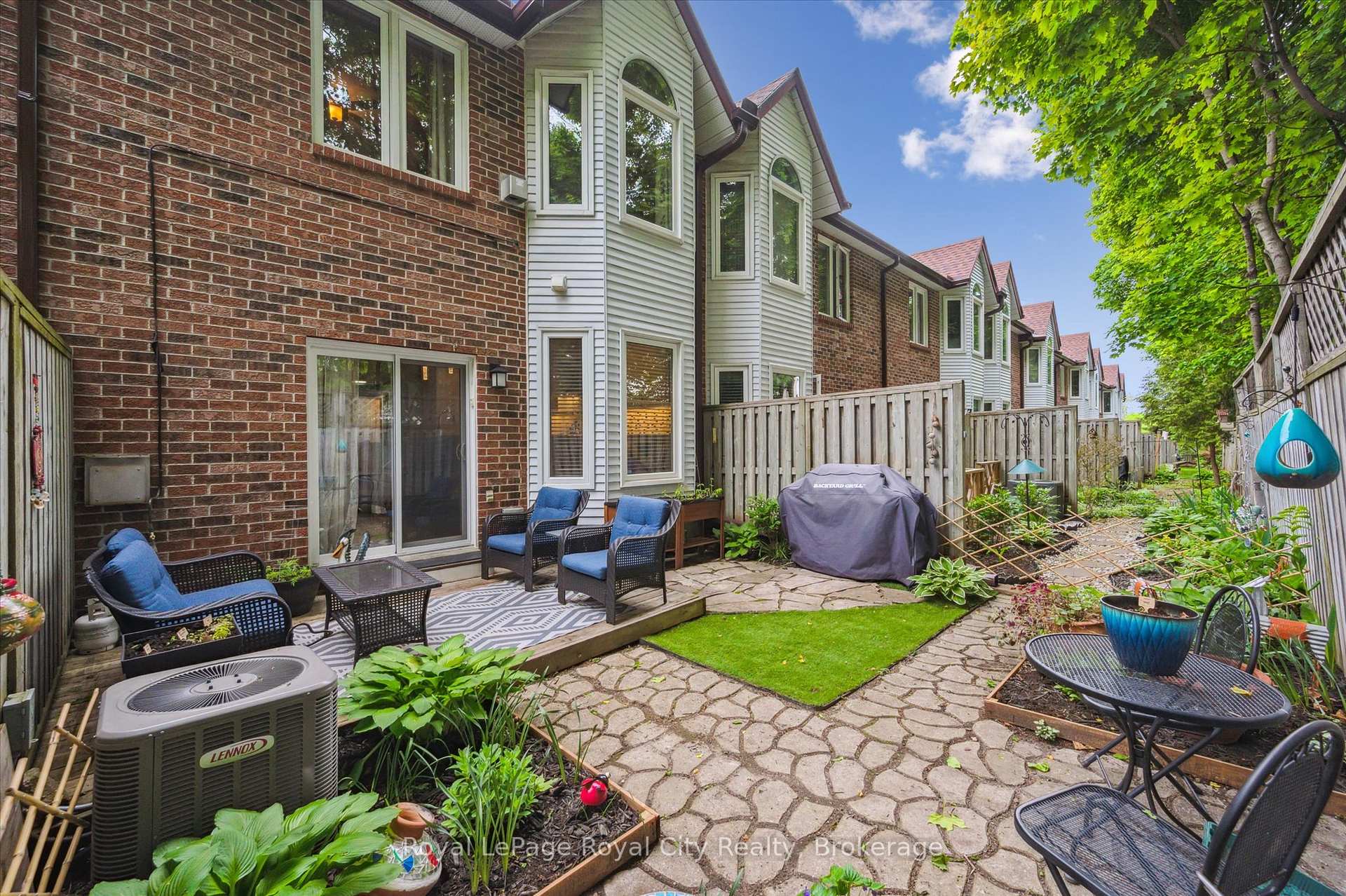 Photo 58 of 21 Marilyn Drive, Guelph, Riverside Park — HOMEH