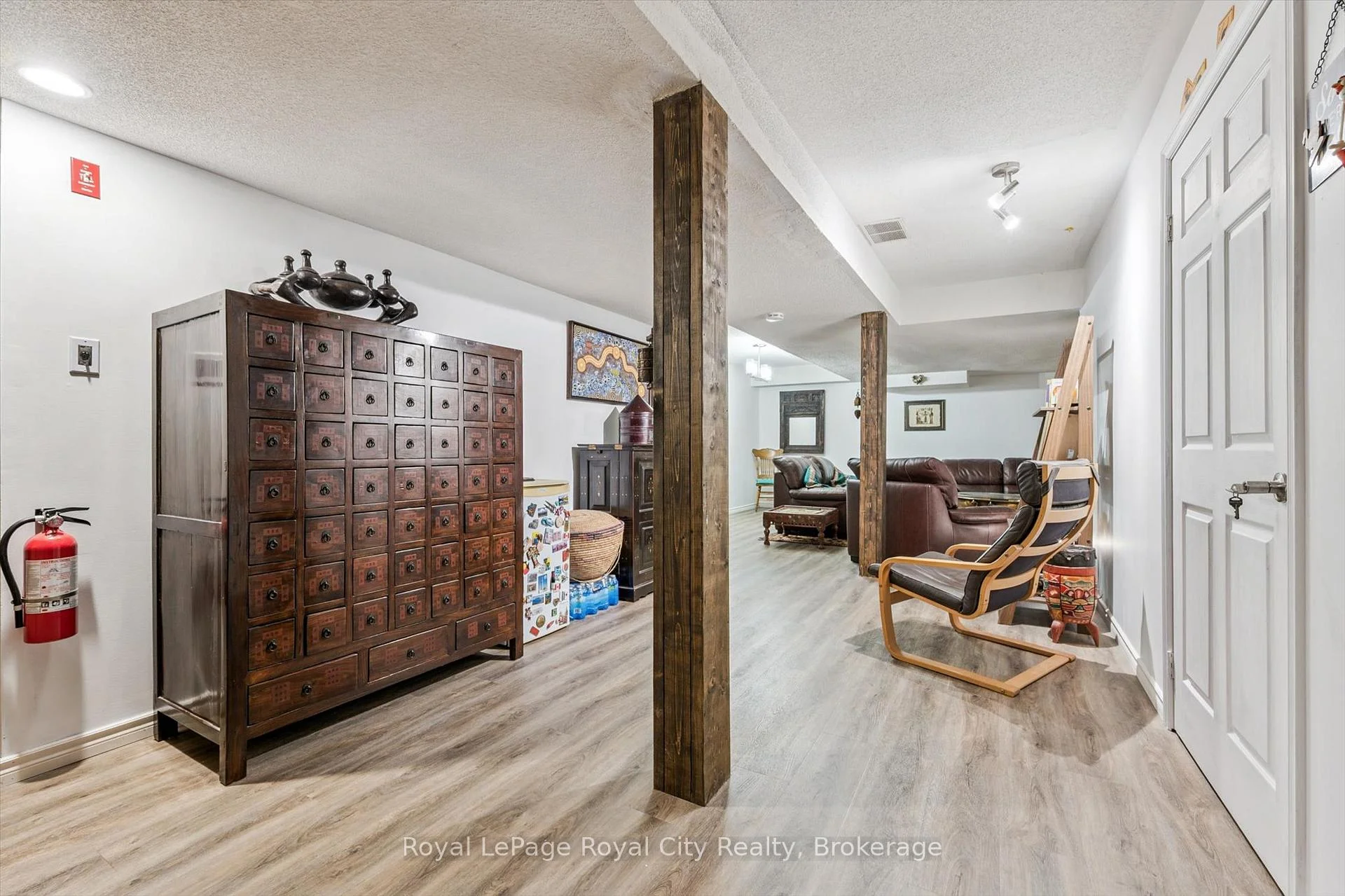 Photo 39 of 21 Marilyn Drive, Guelph, Riverside Park — HOMEH