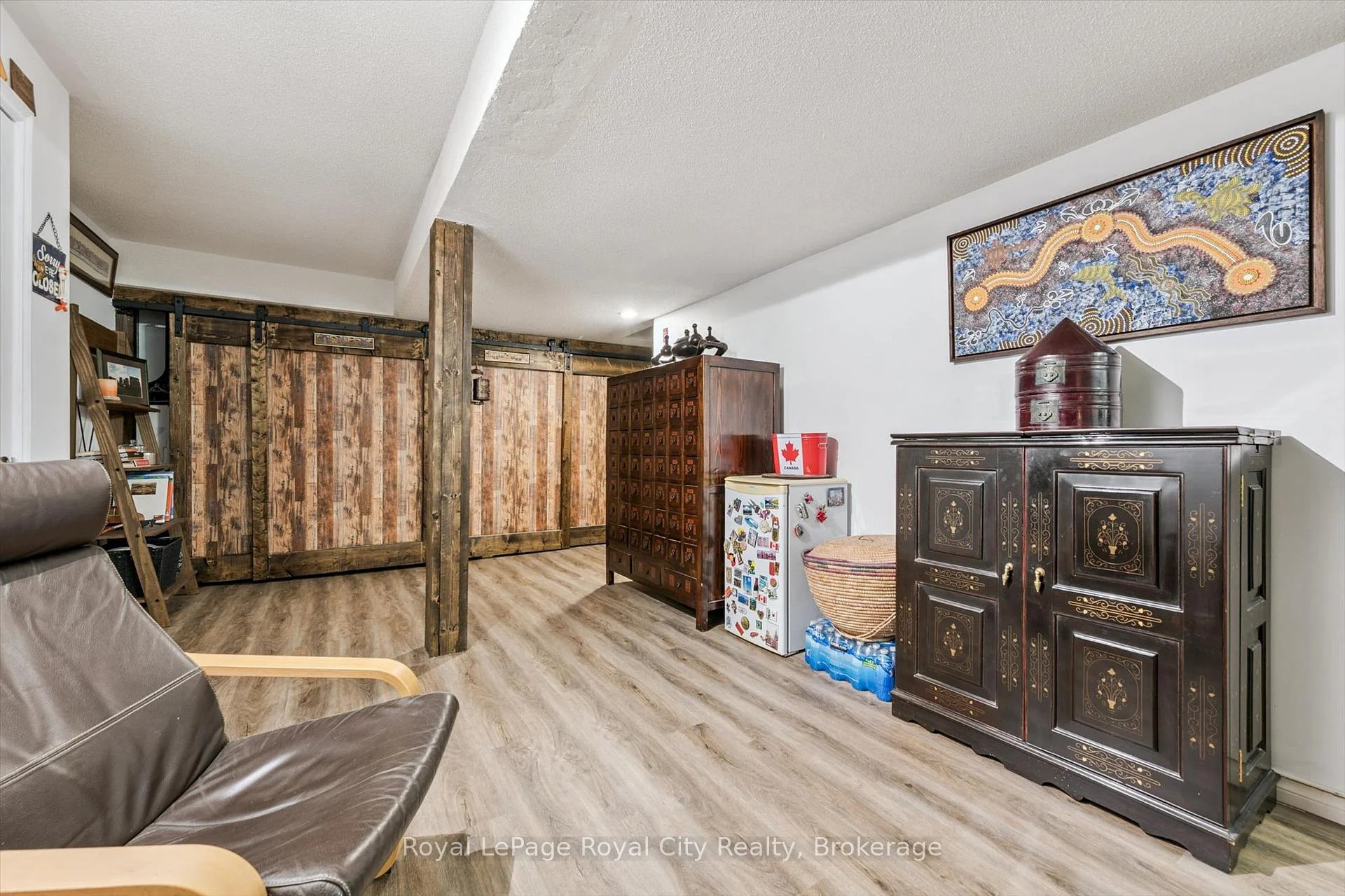 Photo 47 of 21 Marilyn Drive, Guelph, Riverside Park — HOMEH