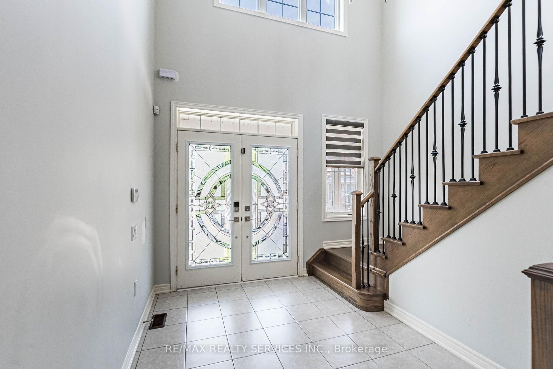 Photo 6 of 10 Pinedale Avenue, Caledon, Rural Caledon — HOMEH