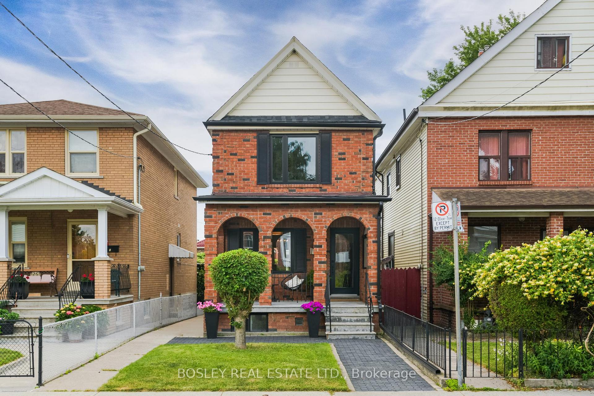 Photo 2 of 7 Pendrith Street, Toronto, Dovercourt-Wallace Emerson-Junction — HOMEH