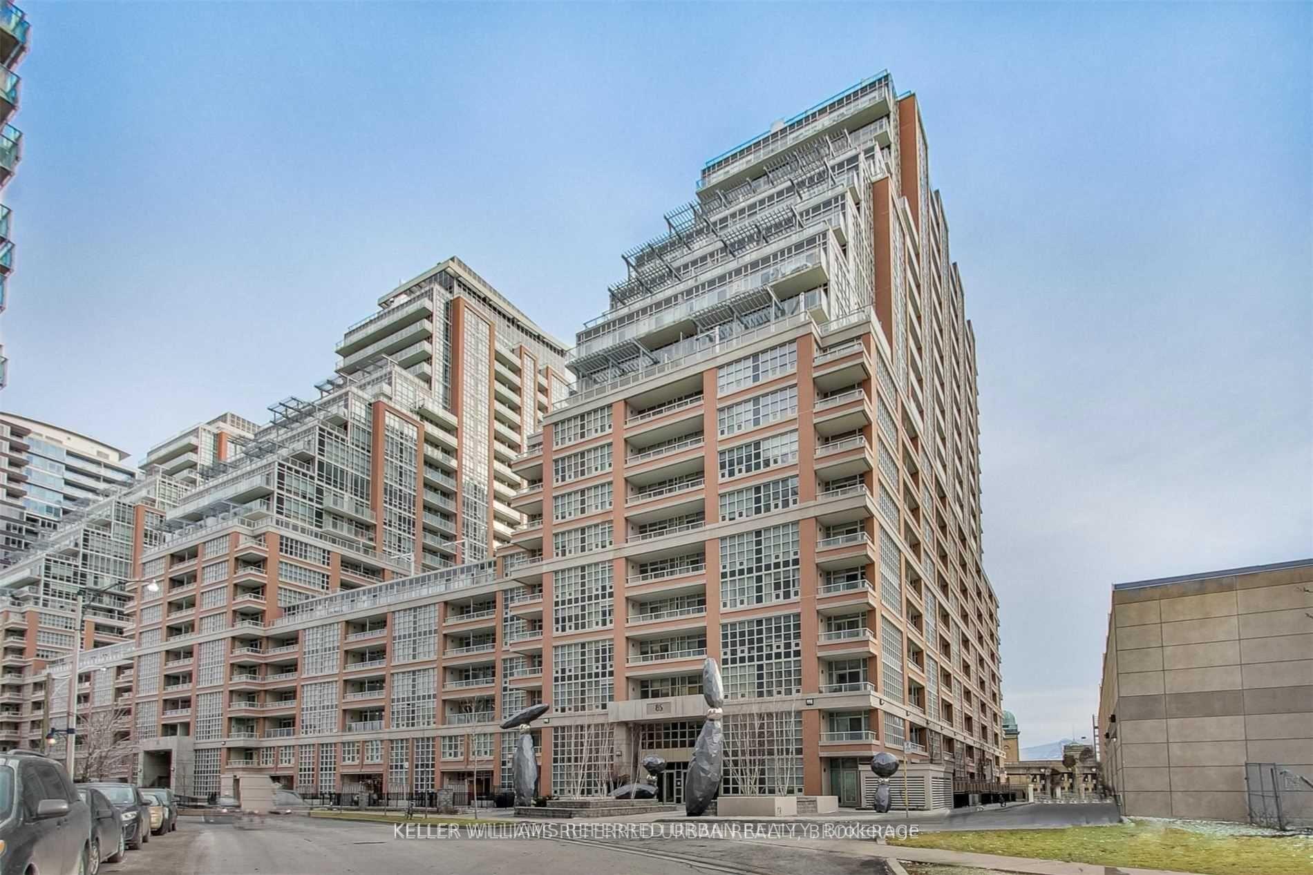 Front of Unit 1707, 75 East Liberty Street