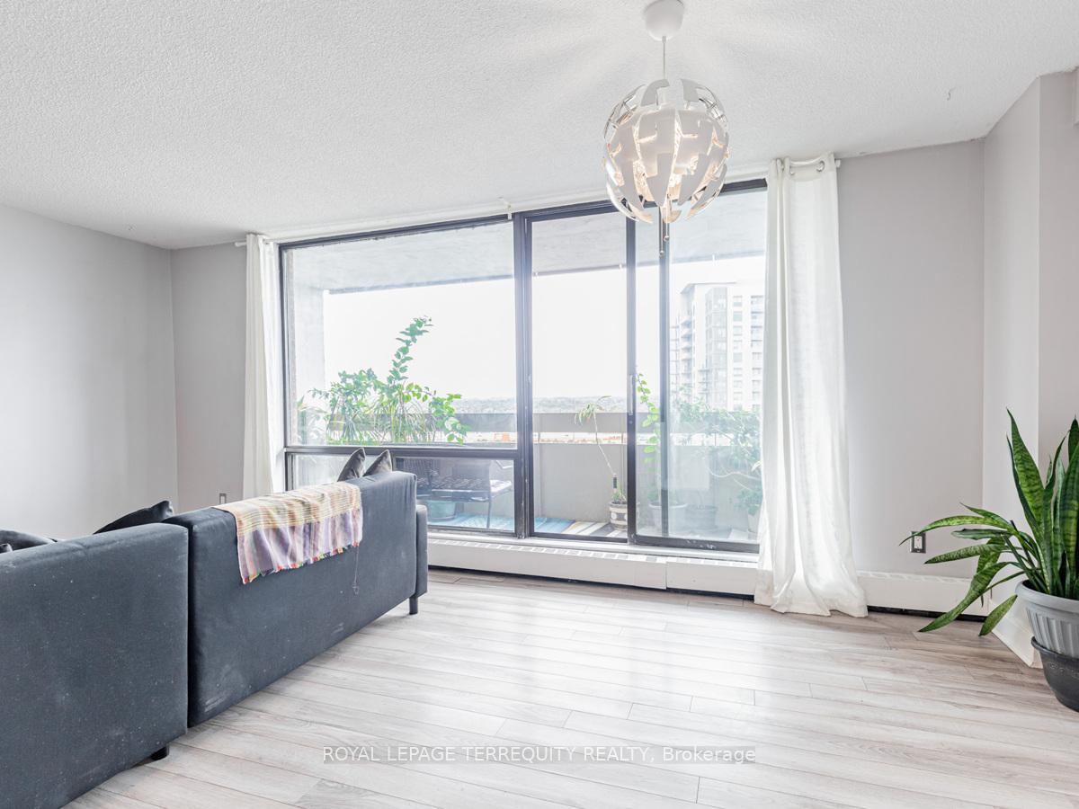 Photo 13 of Unit 1409, 1210 Radom Street, Pickering, Bay Ridges — HOMEH