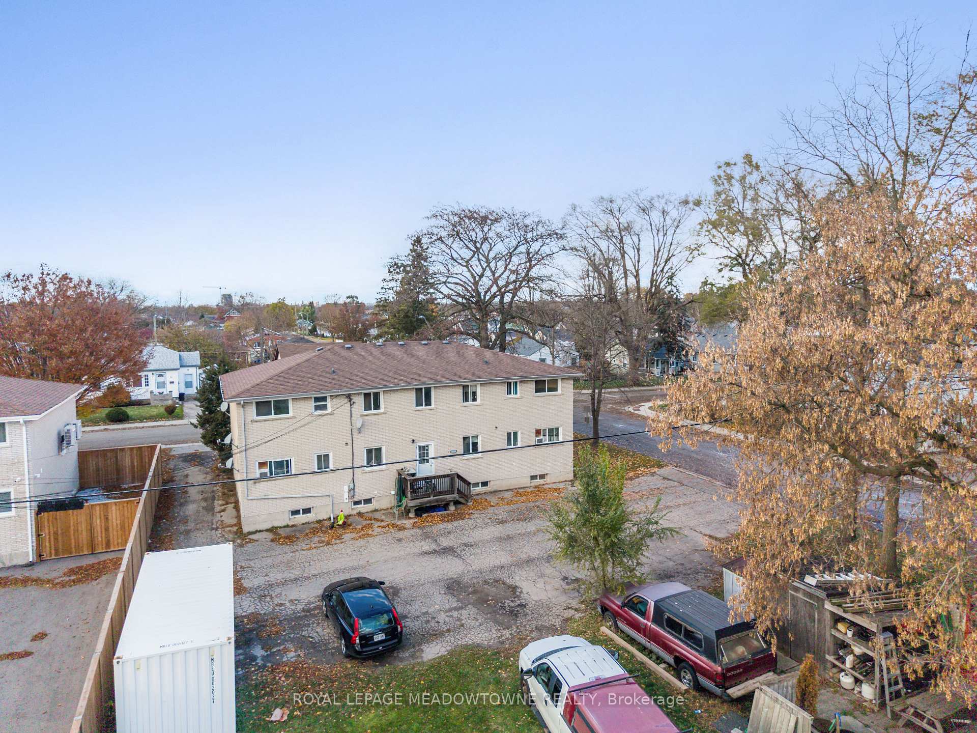Photo 7 of 94 Sixth Avenue, Brantford, Eagle Place East — HOMEH