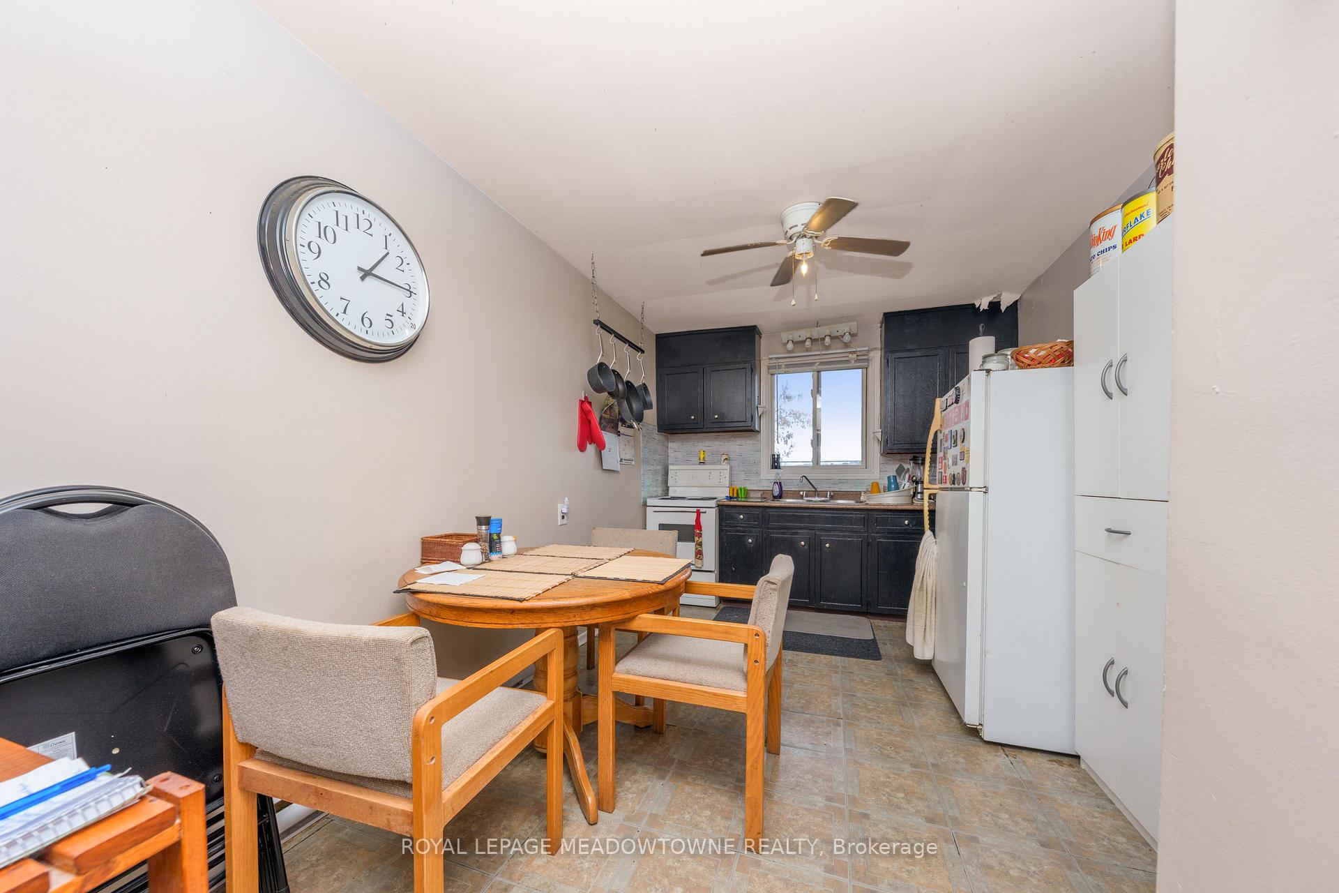 Photo 14 of 94 Sixth Avenue, Brantford, Eagle Place East — HOMEH