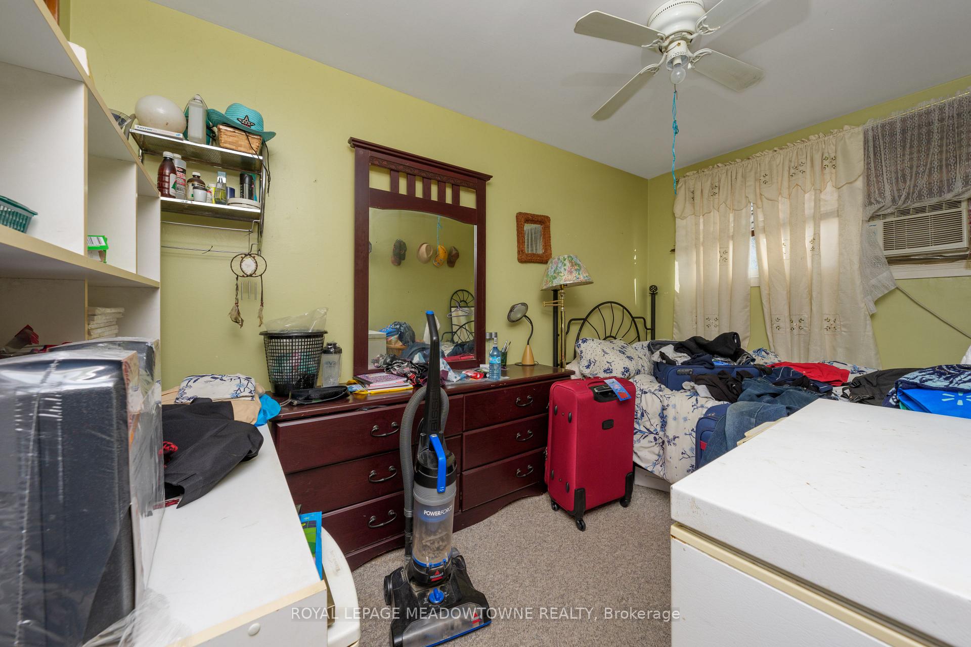 Photo 24 of 94 Sixth Avenue, Brantford, Eagle Place East — HOMEH