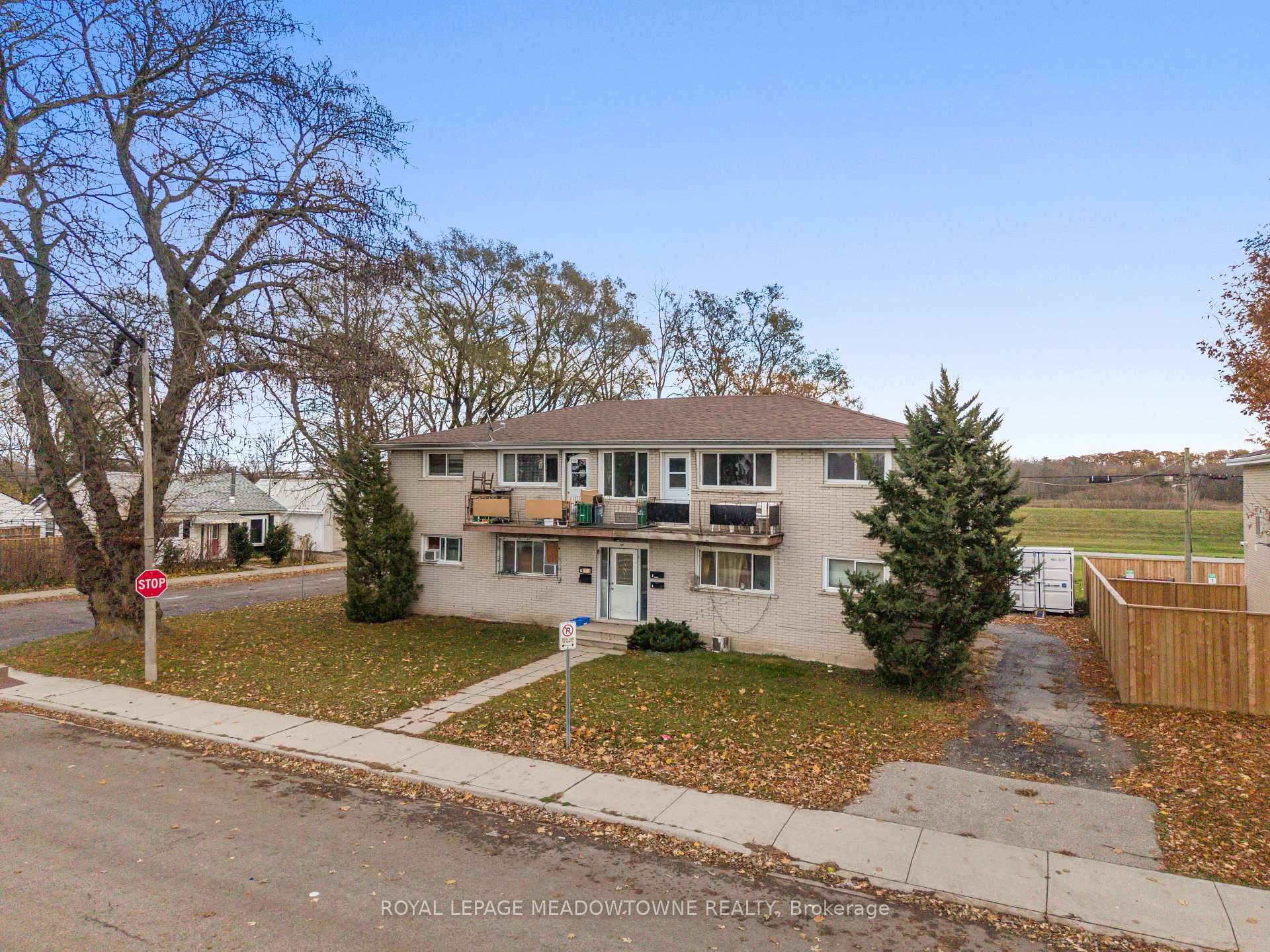 Photo 31 of 94 Sixth Avenue, Brantford, Eagle Place East — HOMEH