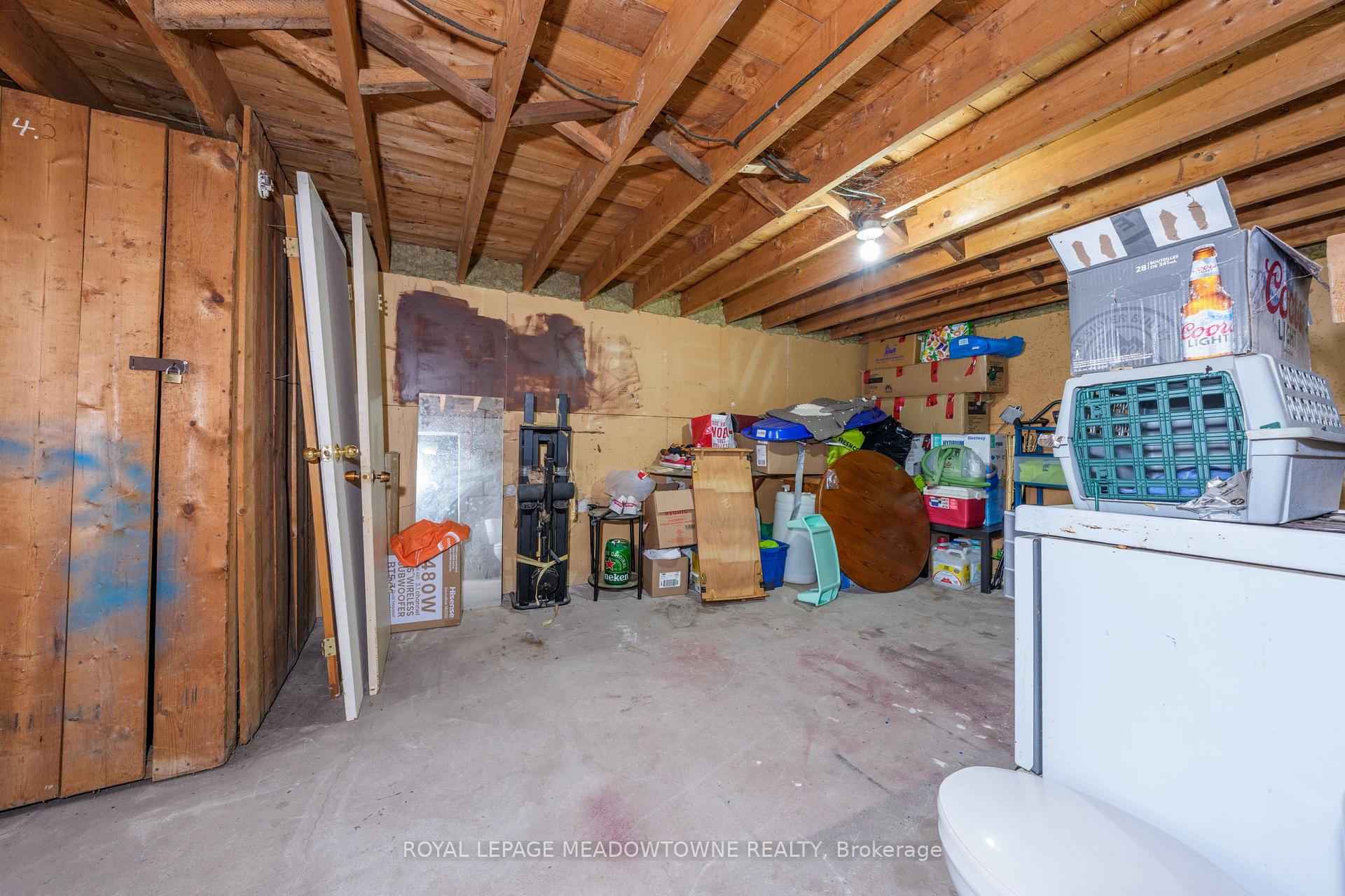 Photo 33 of 94 Sixth Avenue, Brantford, Eagle Place East — HOMEH