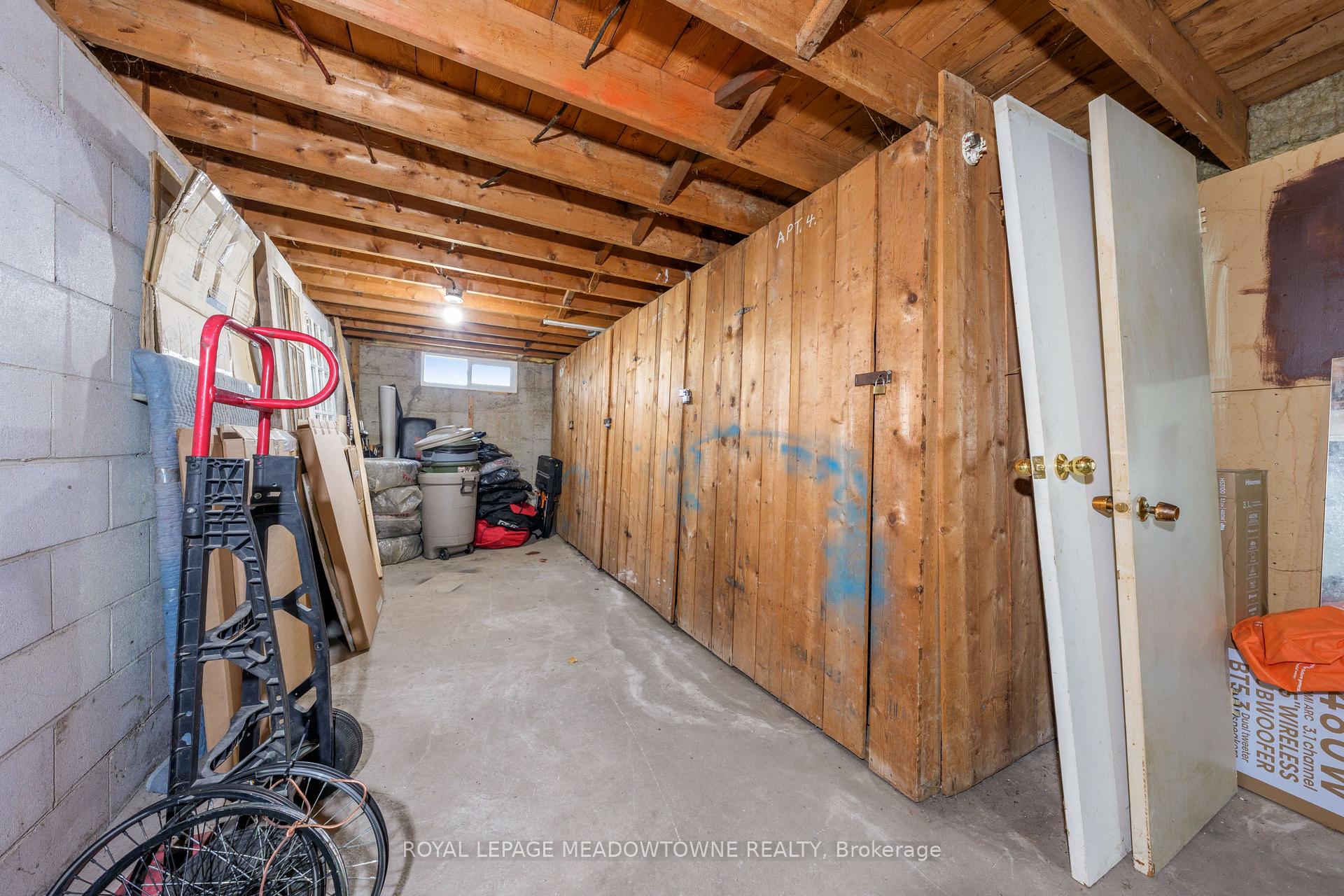 Photo 34 of 94 Sixth Avenue, Brantford, Eagle Place East — HOMEH