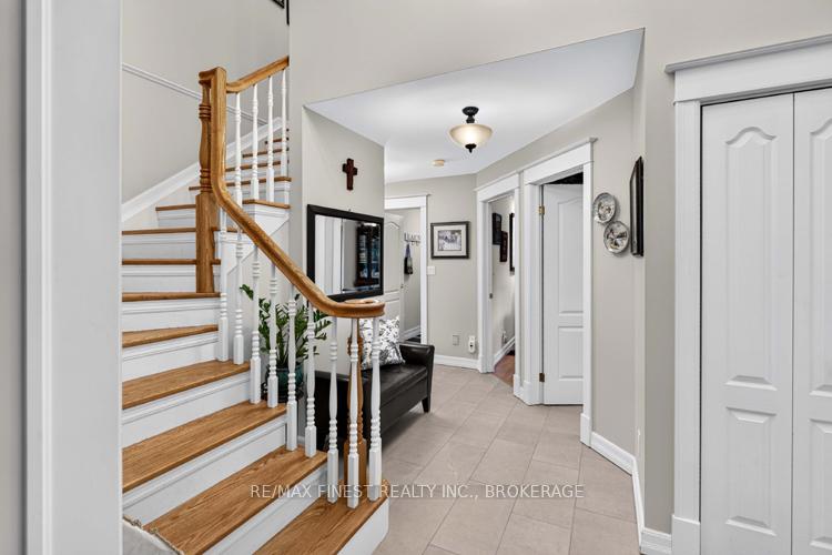 Photo 6 of 2038 Valleyview Drive, Frontenac, Frontenac South — HOMEH